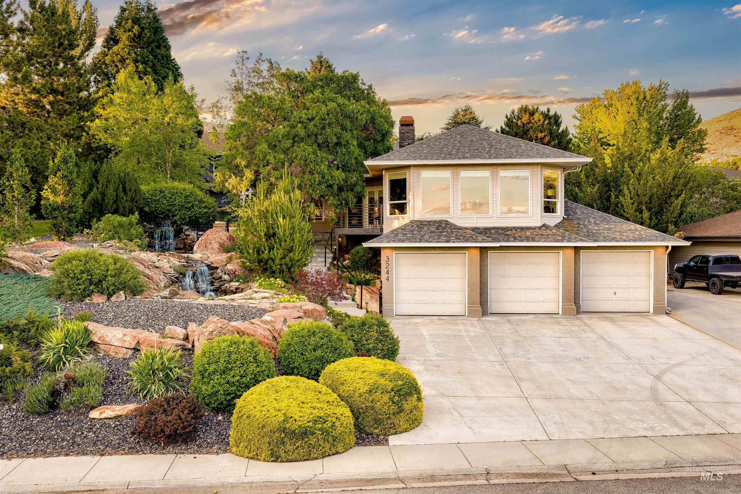3244 E Boulder Heights Drive, Boise, Idaho 83712, 3 Bedrooms, 2 Bathrooms, Residential For Sale, Price $1,025,000, 98997242