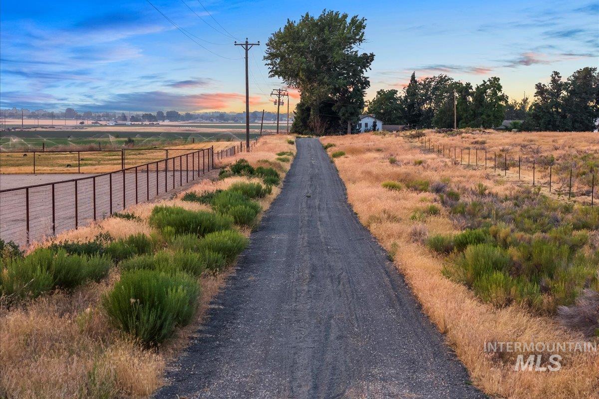 6712 Stage Coach Rd, Nampa, Idaho 83686, 4 Bedrooms, 2 Bathrooms, Farm & Ranch For Sale, Price $1,675,000,MLS 98997243