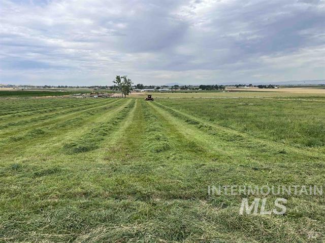6712 Stage Coach Rd, Nampa, Idaho 83686, 4 Bedrooms, 2 Bathrooms, Farm & Ranch For Sale, Price $1,675,000,MLS 98997243