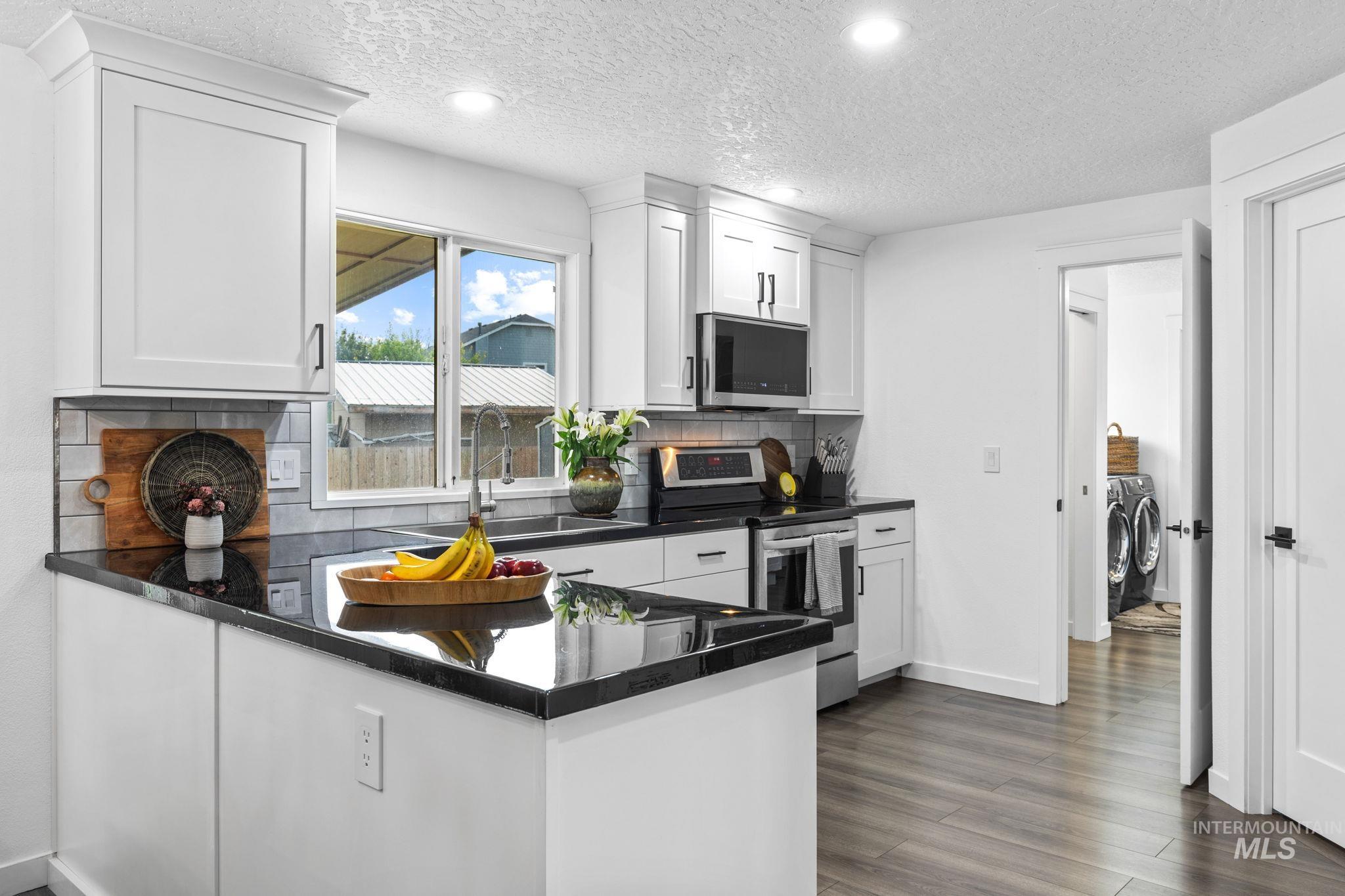 628 Norwood, Nampa, Idaho 83651, 3 Bedrooms, 2.5 Bathrooms, Residential For Sale, Price $560,000, 98997244