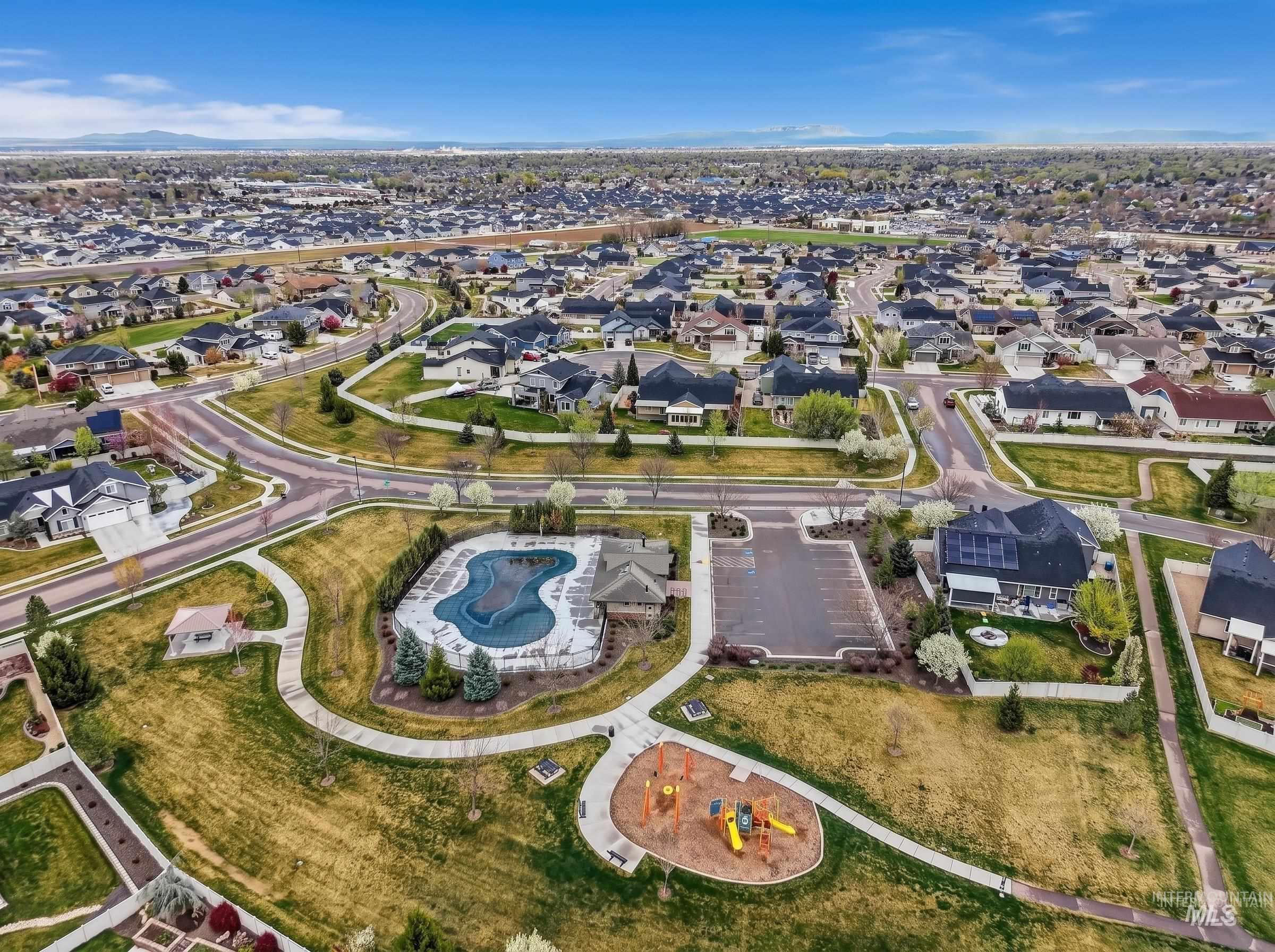 11127 W Troyer Dr, Nampa, Idaho 83686, 5 Bedrooms, 3 Bathrooms, Residential For Sale, Price $575,000,MLS 98997246