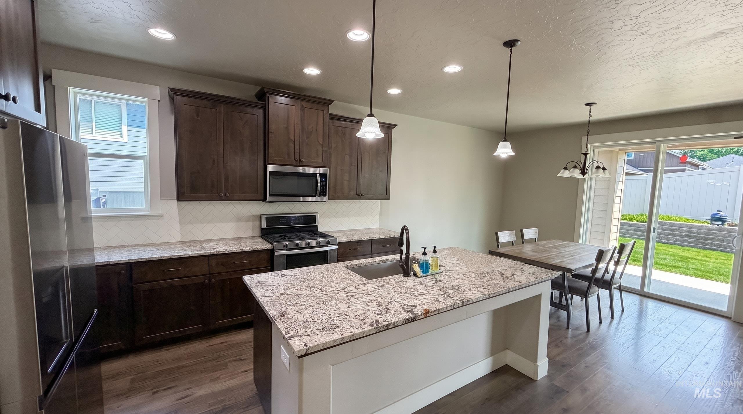 11127 W Troyer Dr, Nampa, Idaho 83686, 5 Bedrooms, 3 Bathrooms, Residential For Sale, Price $575,000,MLS 98997246