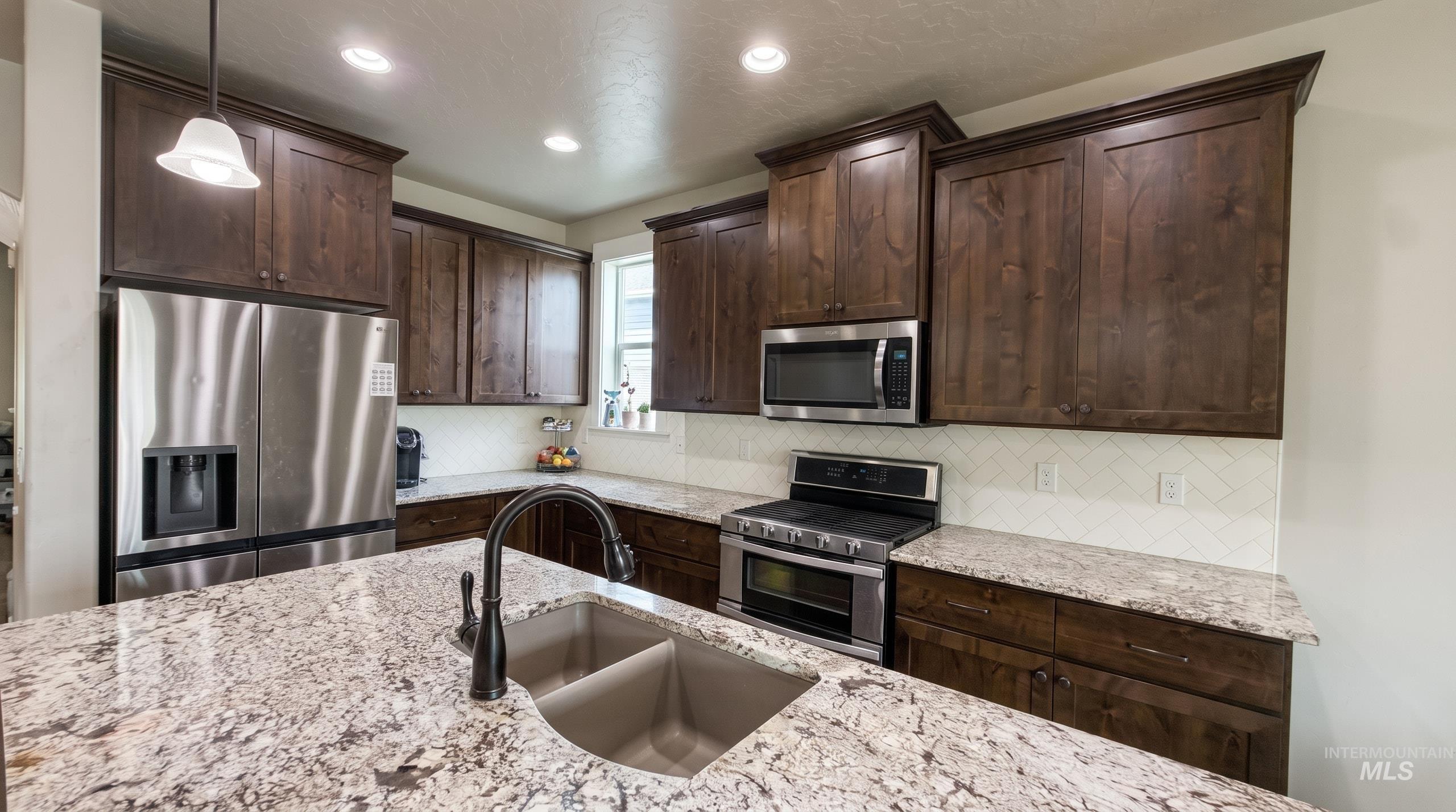 11127 W Troyer Dr, Nampa, Idaho 83686, 5 Bedrooms, 3 Bathrooms, Residential For Sale, Price $575,000,MLS 98997246