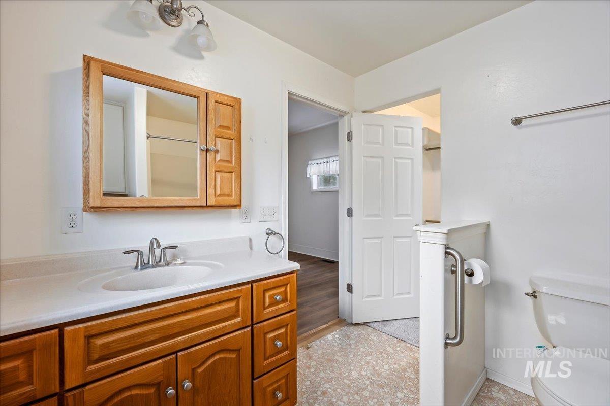3395 N 3400, Kimberly, Idaho 83341, 3 Bedrooms, 2 Bathrooms, Residential For Sale, Price $585,000, 98997248
