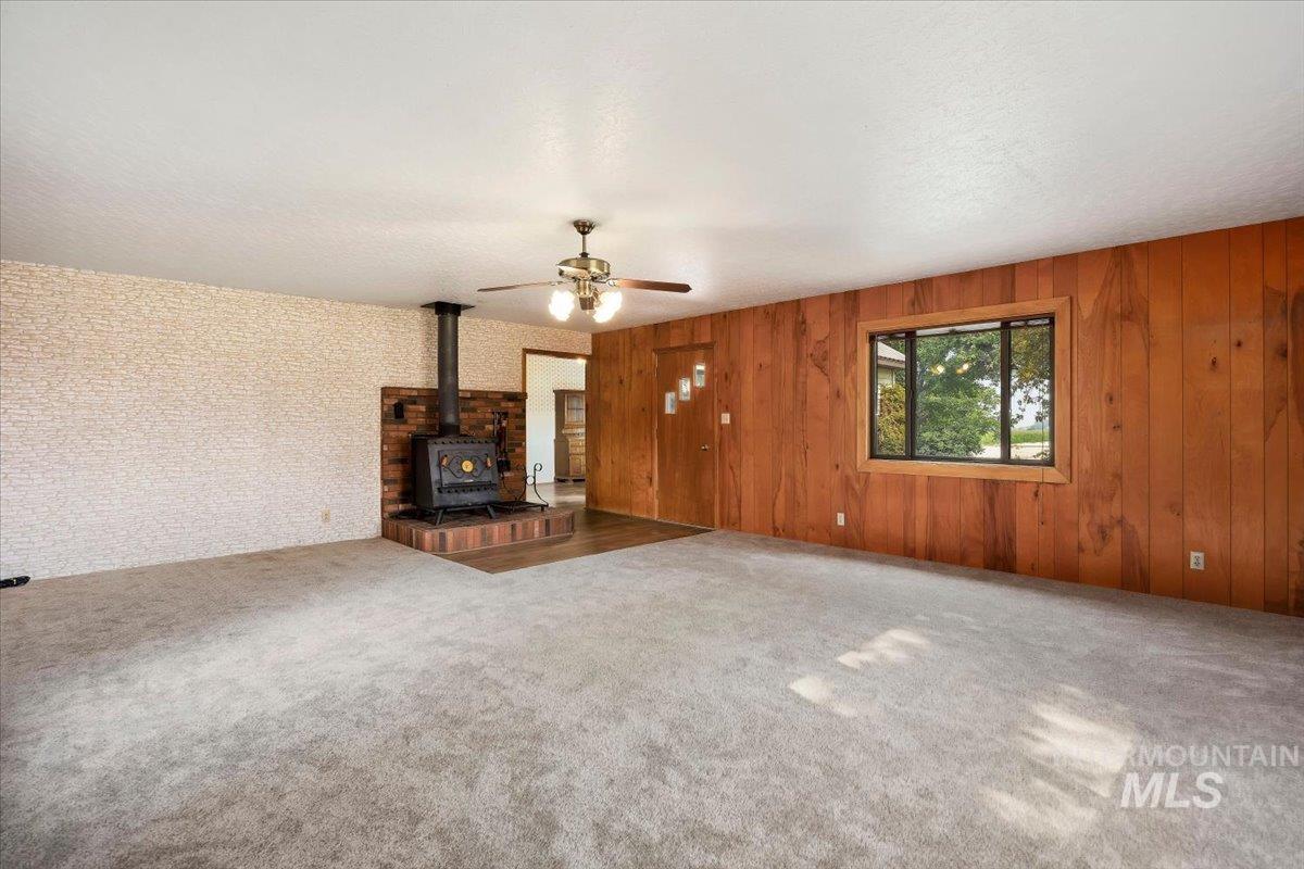 3395 N 3400, Kimberly, Idaho 83341, 3 Bedrooms, 2 Bathrooms, Residential For Sale, Price $585,000, 98997248