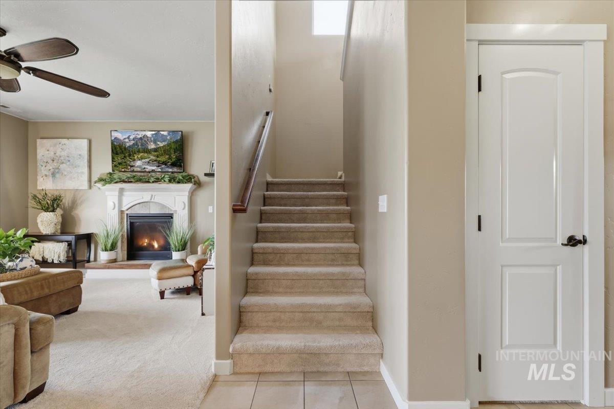 1181 W Creekbury Dr, Meridian, Idaho 83646, 4 Bedrooms, 2.5 Bathrooms, Residential For Sale, Price $570,000, 98997249