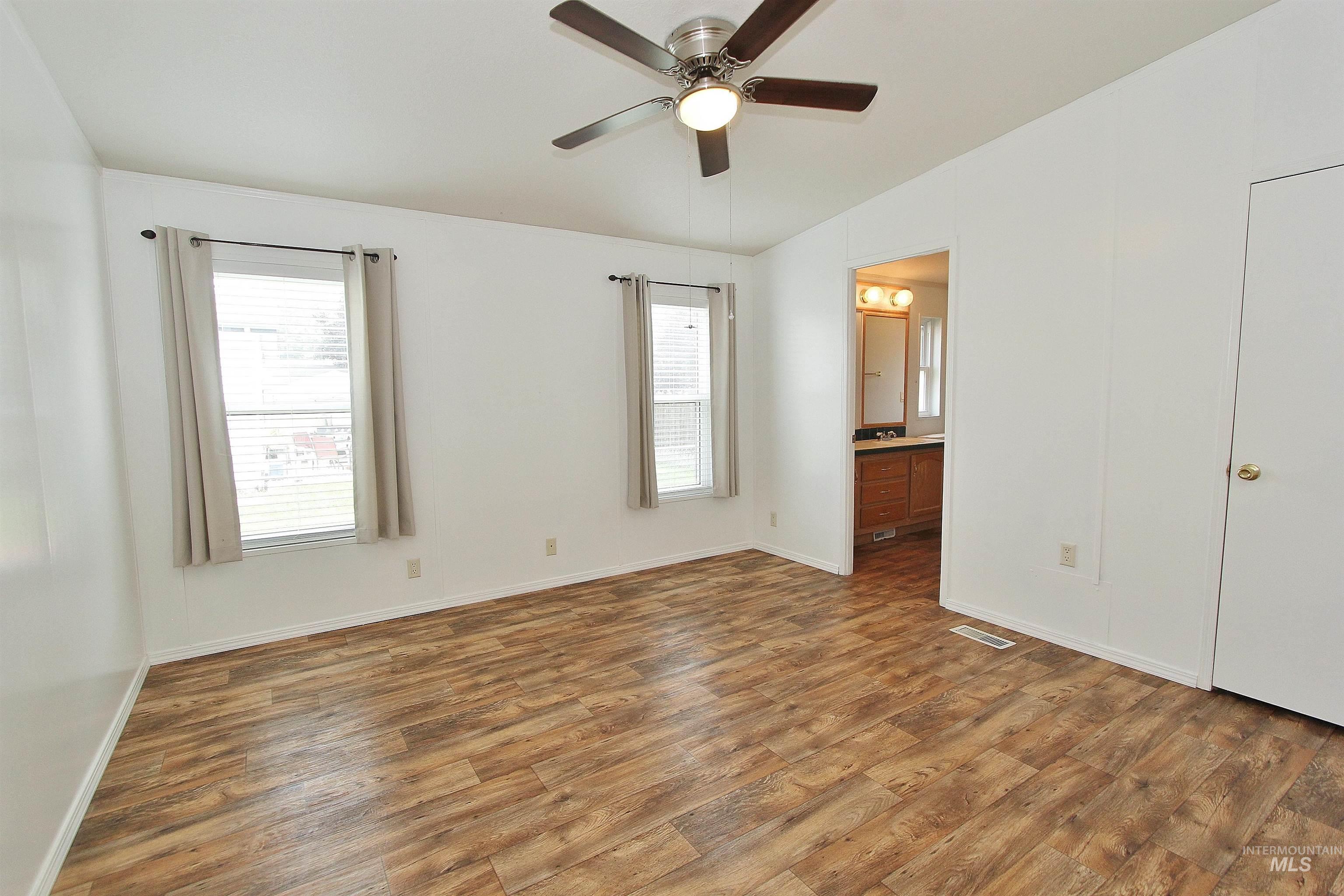 5153 W Cody Ln., Garden City, Idaho 83714, 3 Bedrooms, 2 Bathrooms, Residential For Sale, Price $219,900, 98997251
