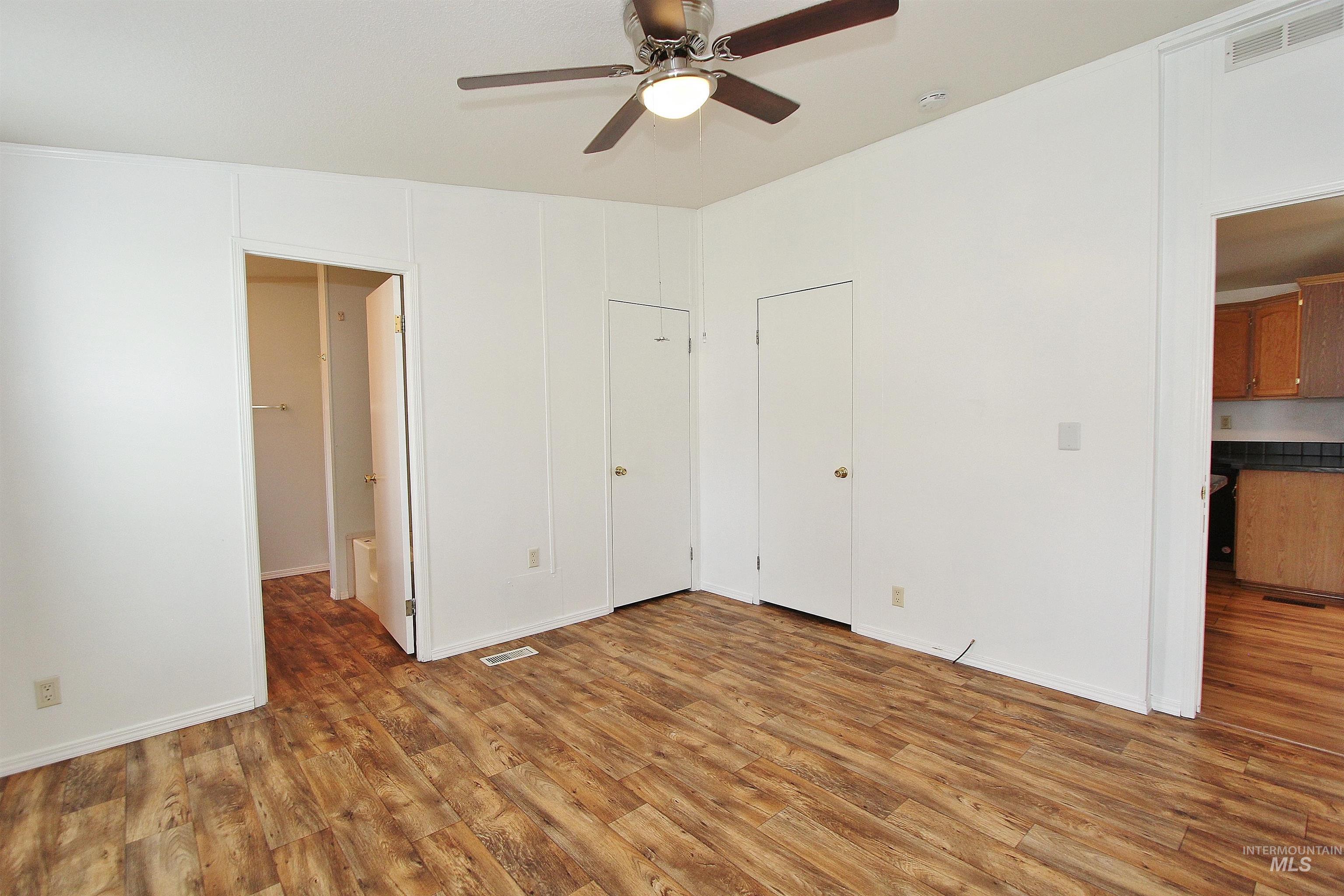 5153 W Cody Ln., Garden City, Idaho 83714, 3 Bedrooms, 2 Bathrooms, Residential For Sale, Price $219,900, 98997251