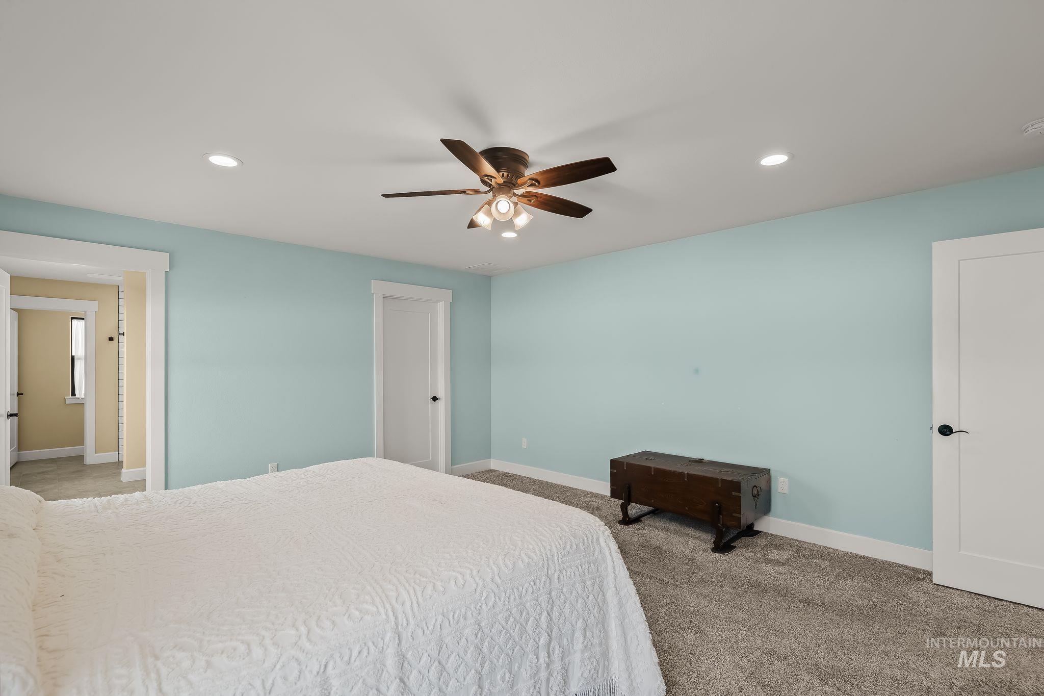 3215 Parkridge Way, Lewiston, Idaho 83501, 3 Bedrooms, 2 Bathrooms, Residential For Sale, Price $530,000, 98997252