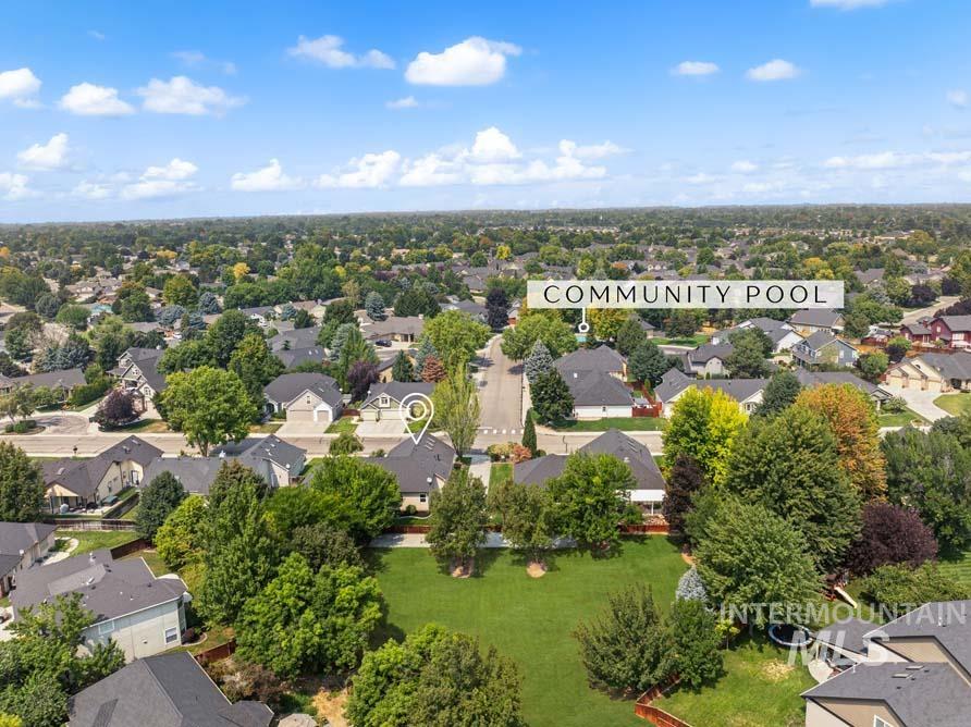2266 N Hickory Way, Meridian, Idaho 83646, 4 Bedrooms, 3.5 Bathrooms, Residential For Sale, Price $650,000, 98997255