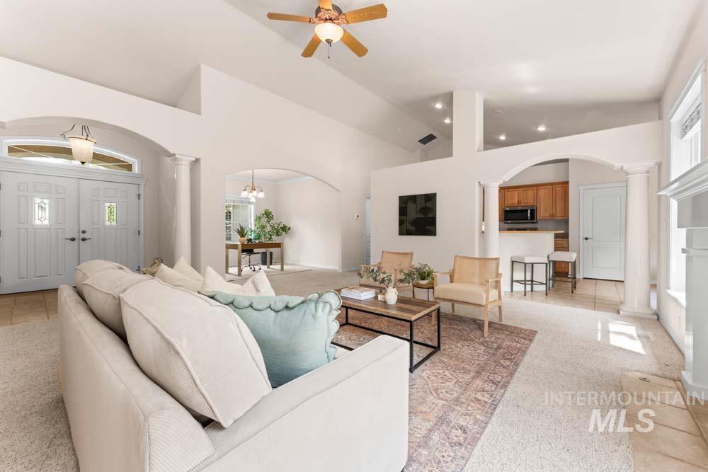 2266 N Hickory Way, Meridian, Idaho 83646, 4 Bedrooms, 3.5 Bathrooms, Residential For Sale, Price $650,000, 98997255