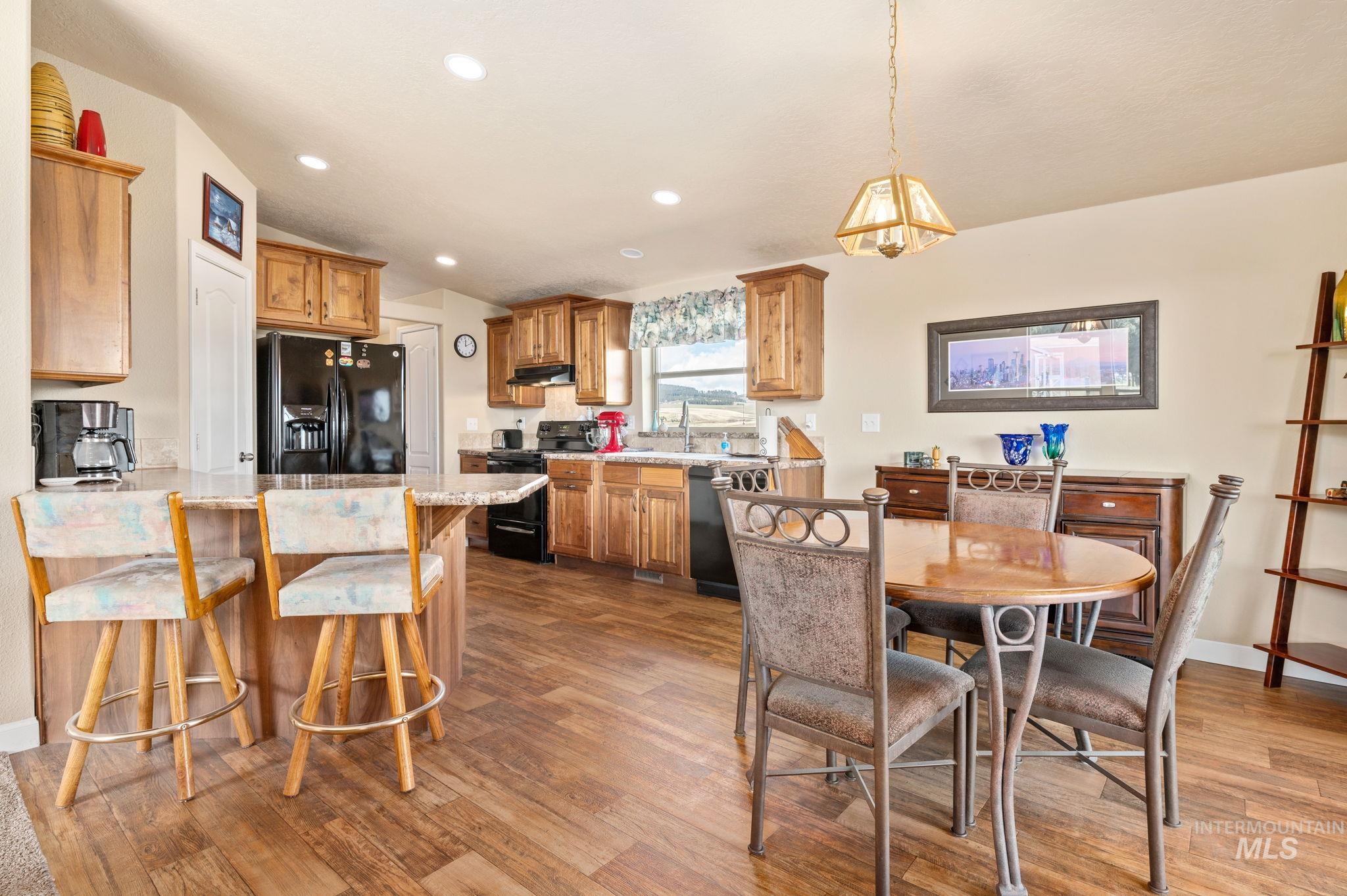 110 Seubert Heights Drive, CottonWood, Idaho 83522, 2 Bedrooms, 2 Bathrooms, Residential For Sale, Price $549,000, 98997256