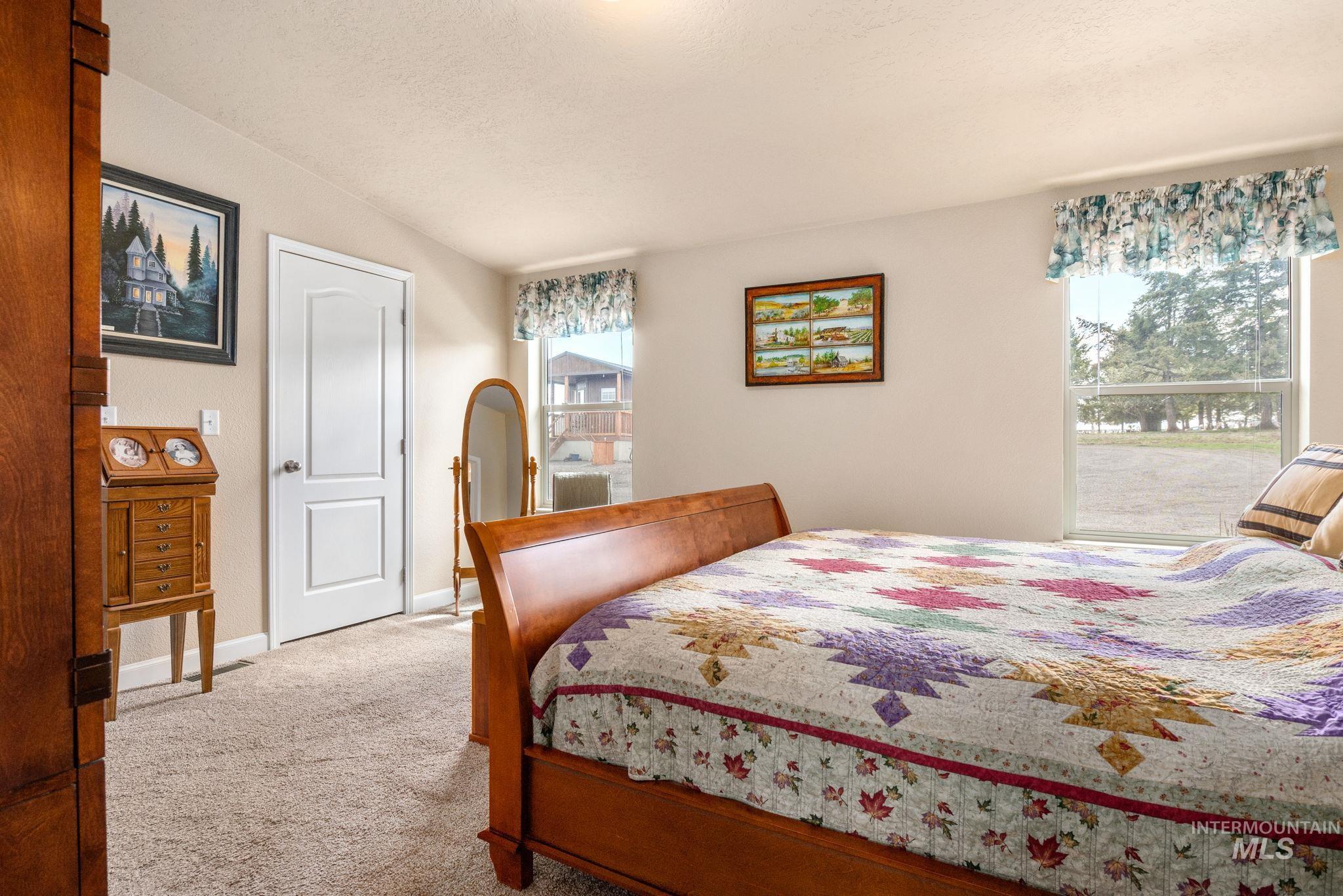 110 Seubert Heights Drive, CottonWood, Idaho 83522, 2 Bedrooms, 2 Bathrooms, Residential For Sale, Price $549,000, 98997256