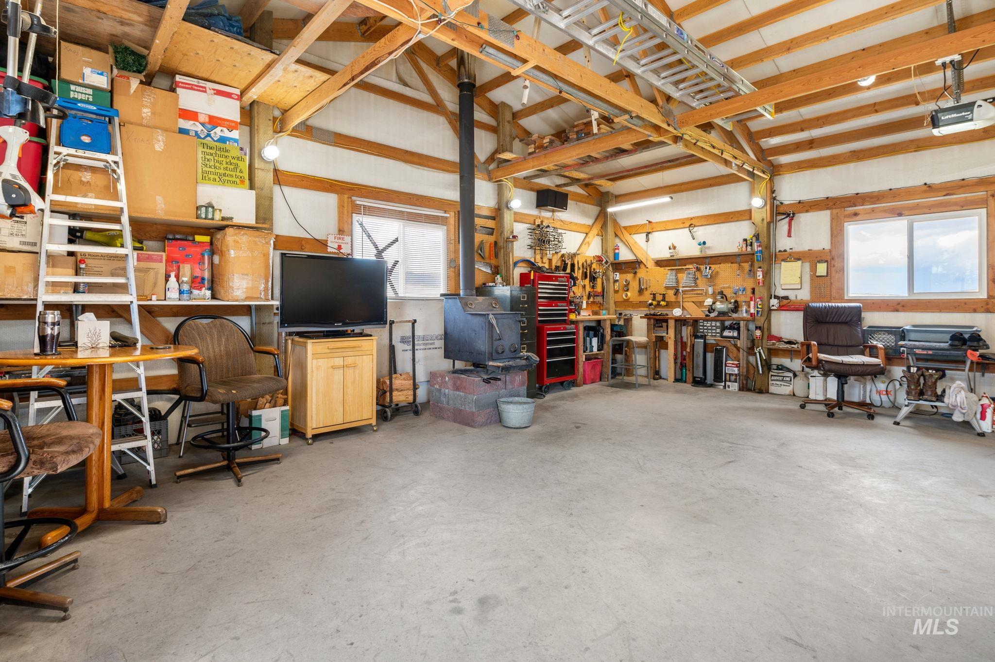 110 Seubert Heights Drive, CottonWood, Idaho 83522, 2 Bedrooms, 2 Bathrooms, Residential For Sale, Price $549,000, 98997256