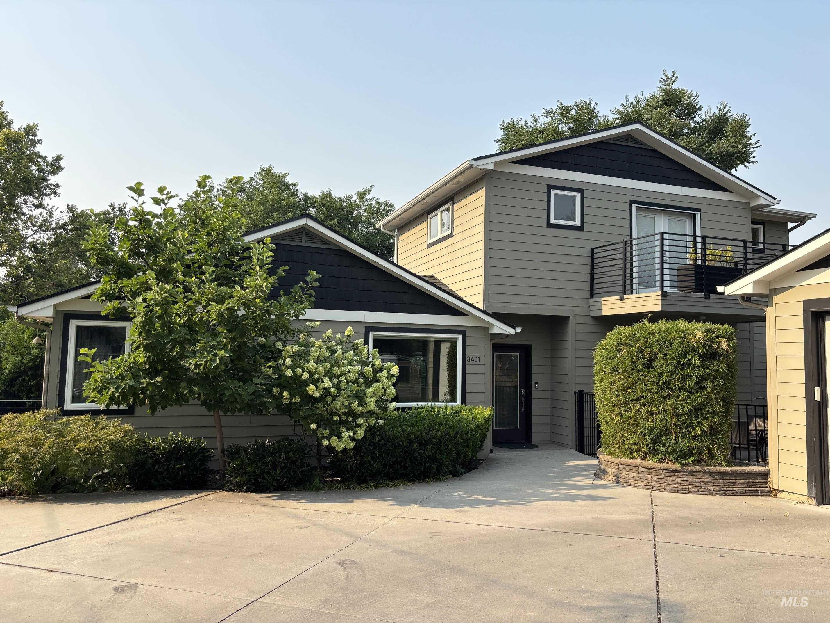 3401 W Plant Dr, Boise, Idaho 83703, 3 Bedrooms, 2 Bathrooms, Residential For Sale, Price $699,900, 98997257