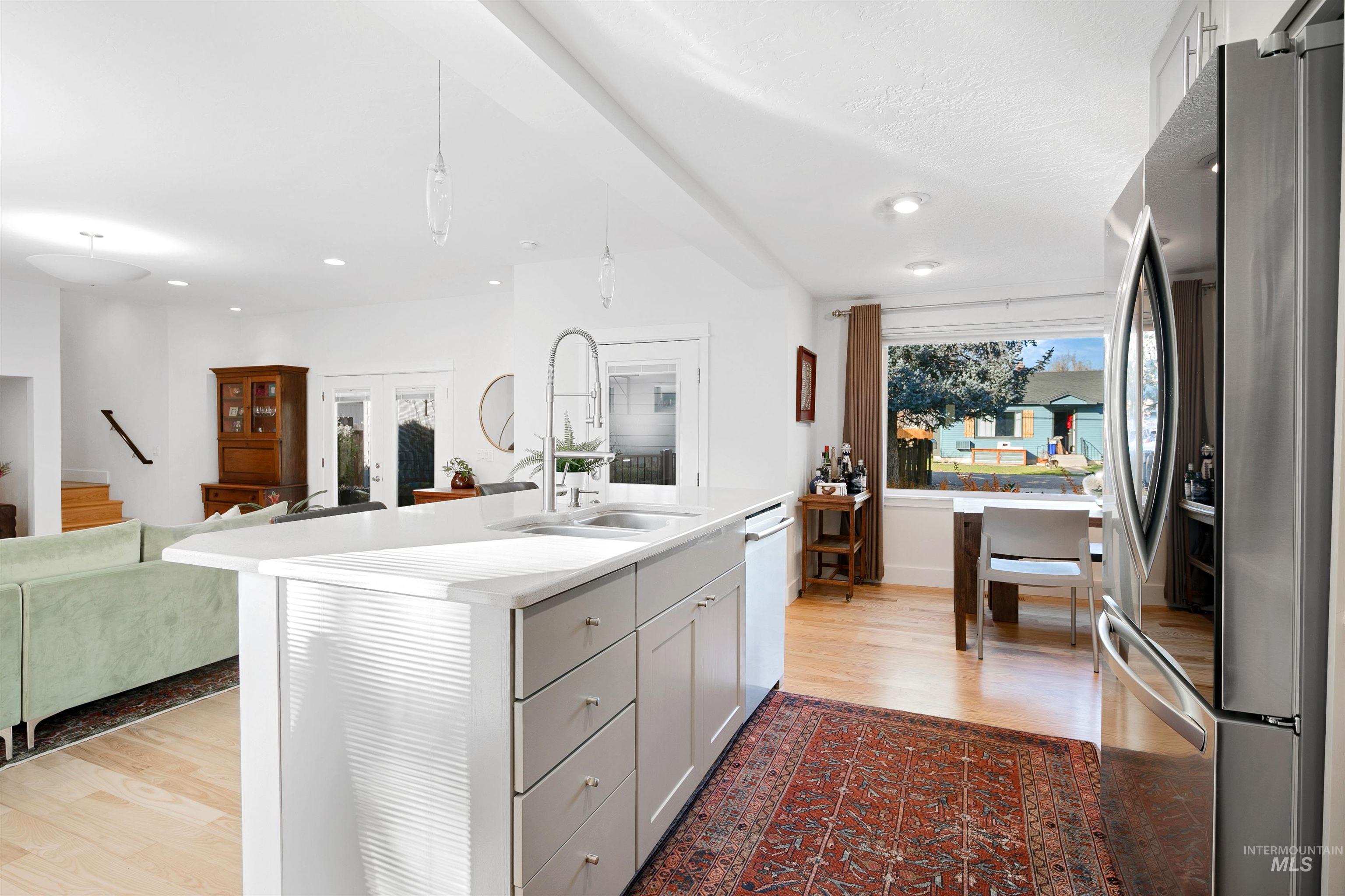 3401 W Plant Dr, Boise, Idaho 83703, 3 Bedrooms, 2 Bathrooms, Residential For Sale, Price $699,900, 98997257