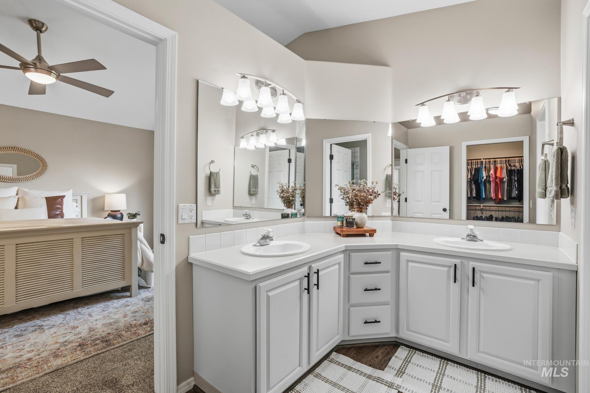 3112 W Mirage Ct, Meridian, Idaho 83646, 4 Bedrooms, 3 Bathrooms, Residential For Sale, Price $545,000, 98997258