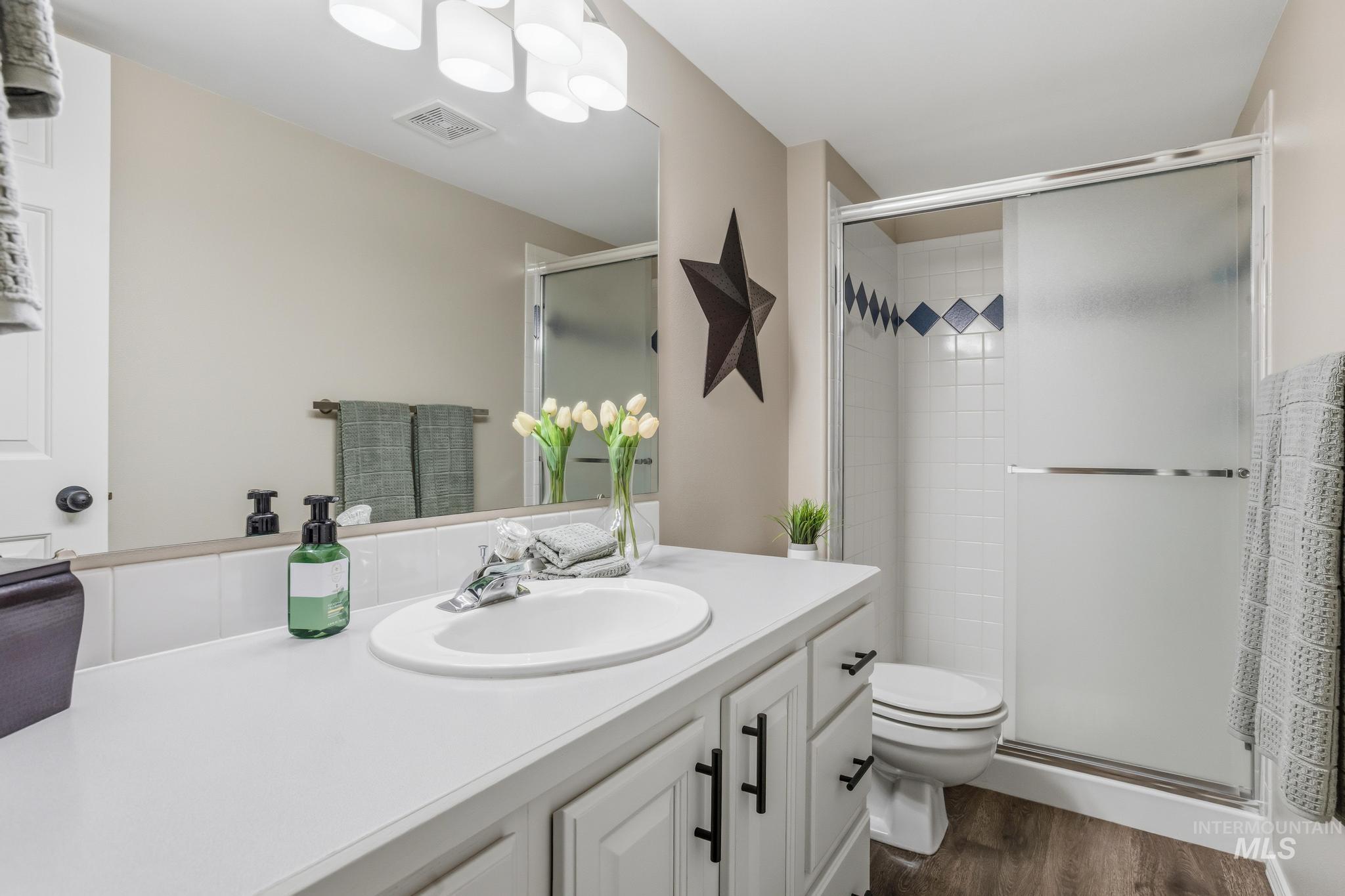 3112 W Mirage Ct, Meridian, Idaho 83646, 4 Bedrooms, 3 Bathrooms, Residential For Sale, Price $545,000, 98997258