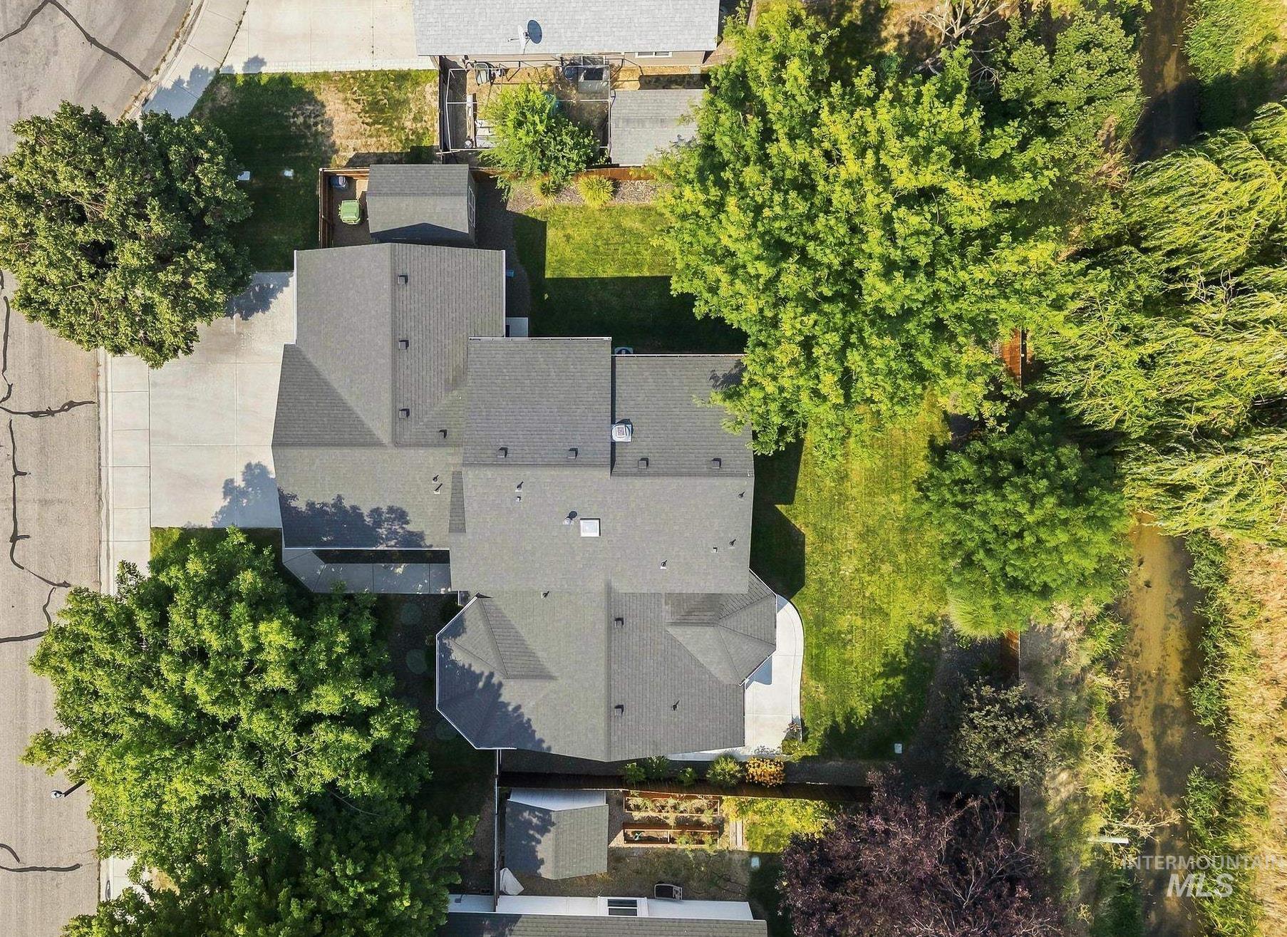 3112 W Mirage Ct, Meridian, Idaho 83646, 4 Bedrooms, 3 Bathrooms, Residential For Sale, Price $545,000, 98997258