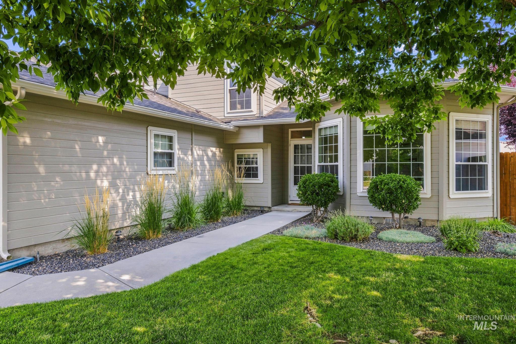 3112 W Mirage Ct, Meridian, Idaho 83646, 4 Bedrooms, 3 Bathrooms, Residential For Sale, Price $545,000, 98997258