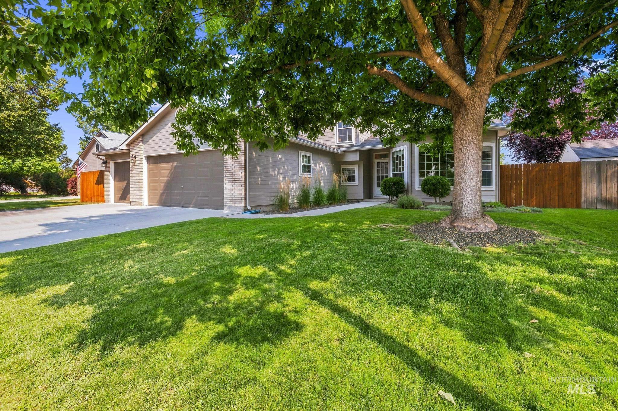 3112 W Mirage Ct, Meridian, Idaho 83646, 4 Bedrooms, 3 Bathrooms, Residential For Sale, Price $545,000, 98997258