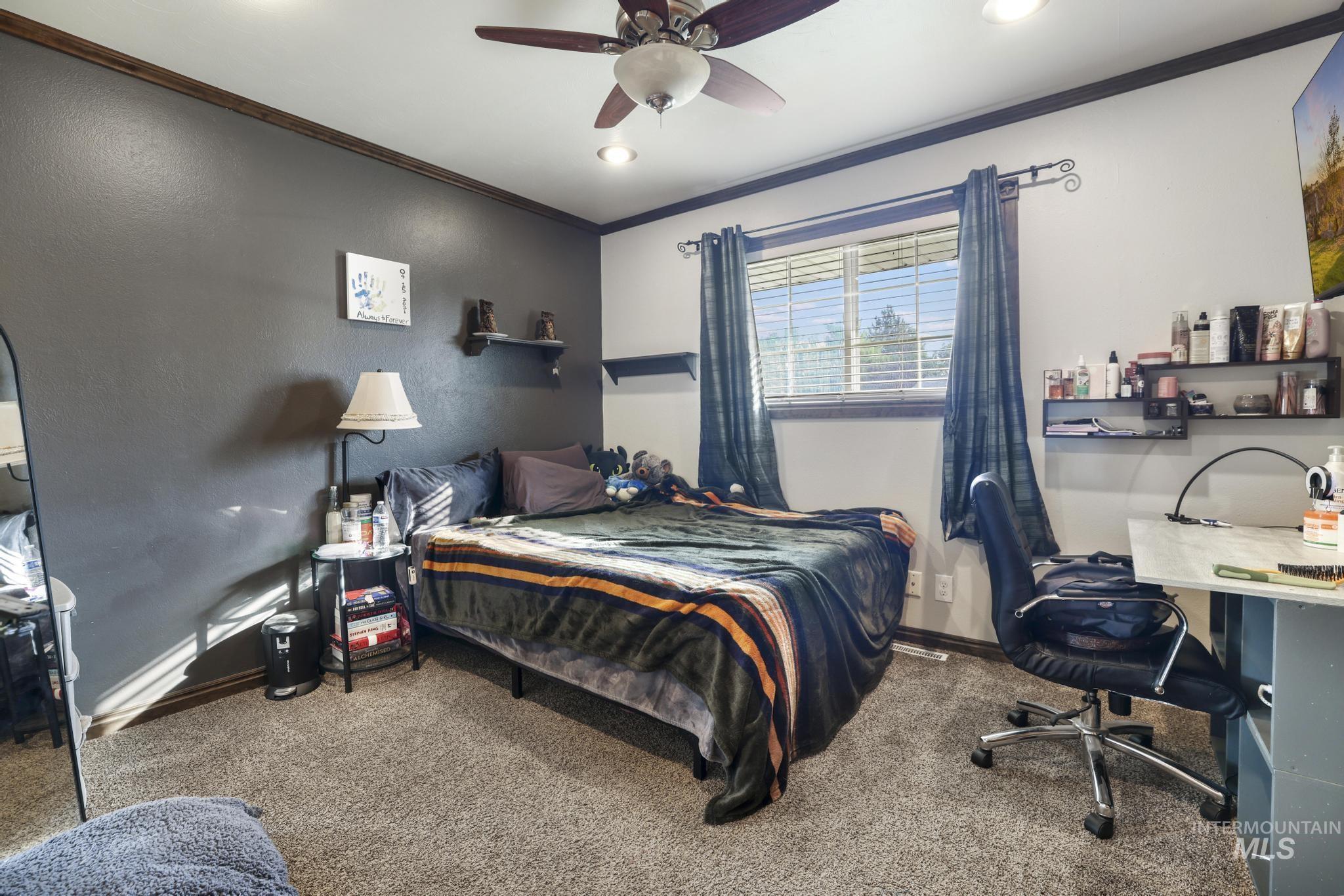 943 Del Mar Drive, Twin Falls, Idaho 83301, 3 Bedrooms, 1.5 Bathrooms, Residential For Sale, Price $299,900, 98997259