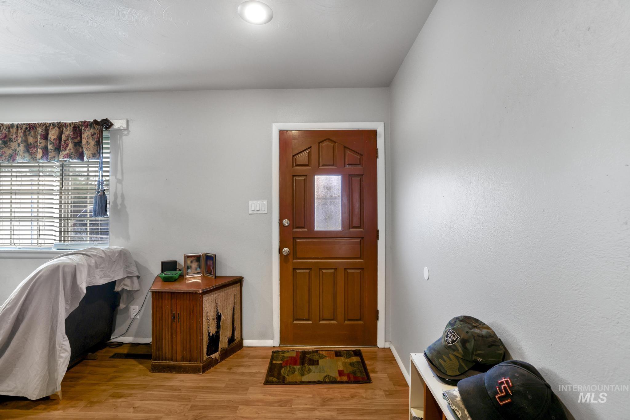 943 Del Mar Drive, Twin Falls, Idaho 83301, 3 Bedrooms, 1.5 Bathrooms, Residential For Sale, Price $299,900, 98997259