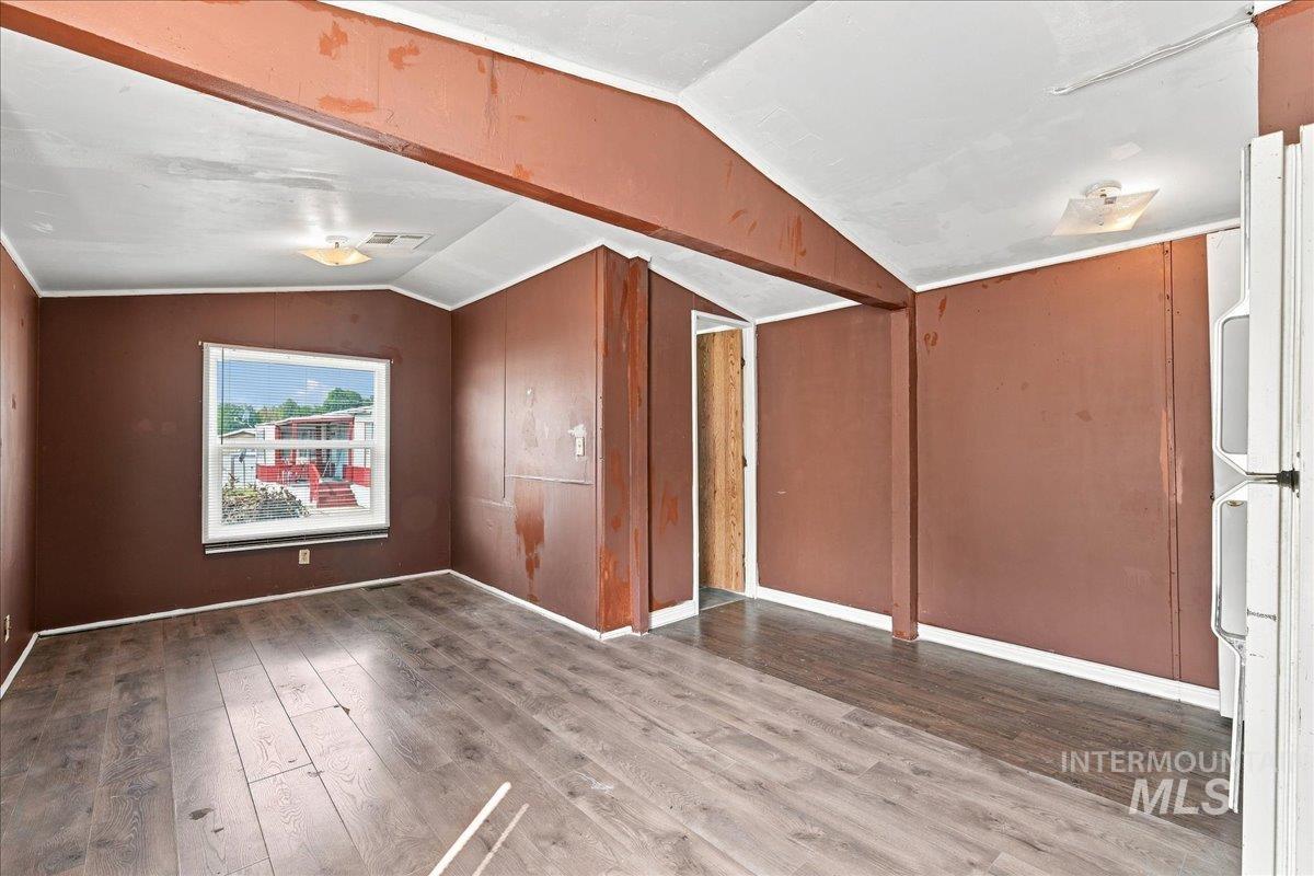 5209 W Targee Street, Boise, Idaho 83705, 2 Bedrooms, 2 Bathrooms, Residential For Sale, Price $65,000, 98997260