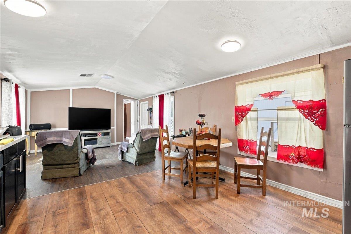 5209 W Targee Street, Boise, Idaho 83705, 2 Bedrooms, 2 Bathrooms, Residential For Sale, Price $65,000, 98997260