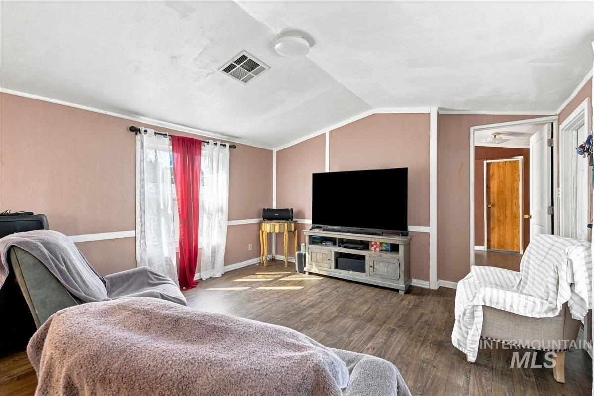 5209 W Targee Street, Boise, Idaho 83705, 2 Bedrooms, 2 Bathrooms, Residential For Sale, Price $65,000, 98997260