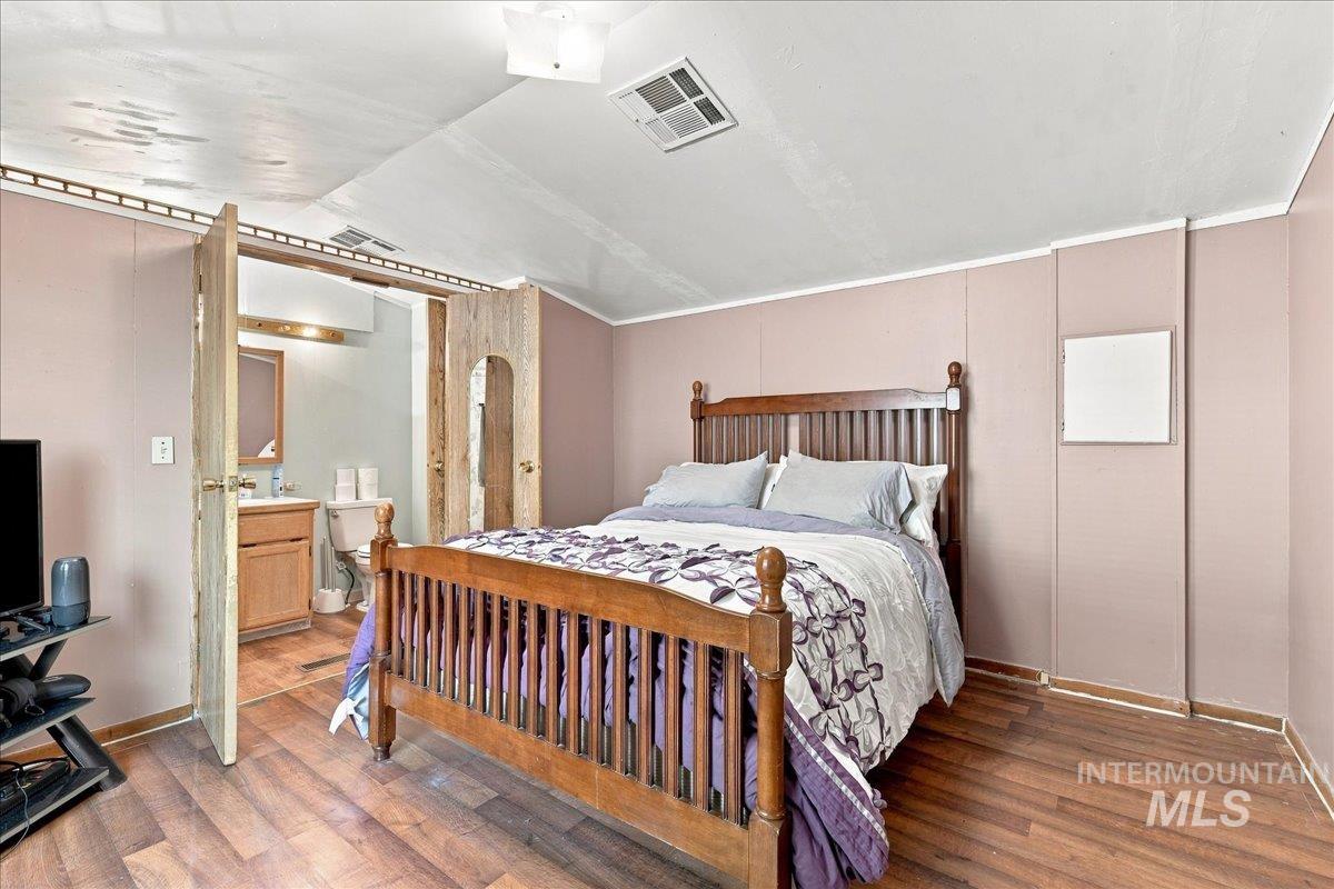 5209 W Targee Street, Boise, Idaho 83705, 2 Bedrooms, 2 Bathrooms, Residential For Sale, Price $65,000, 98997260