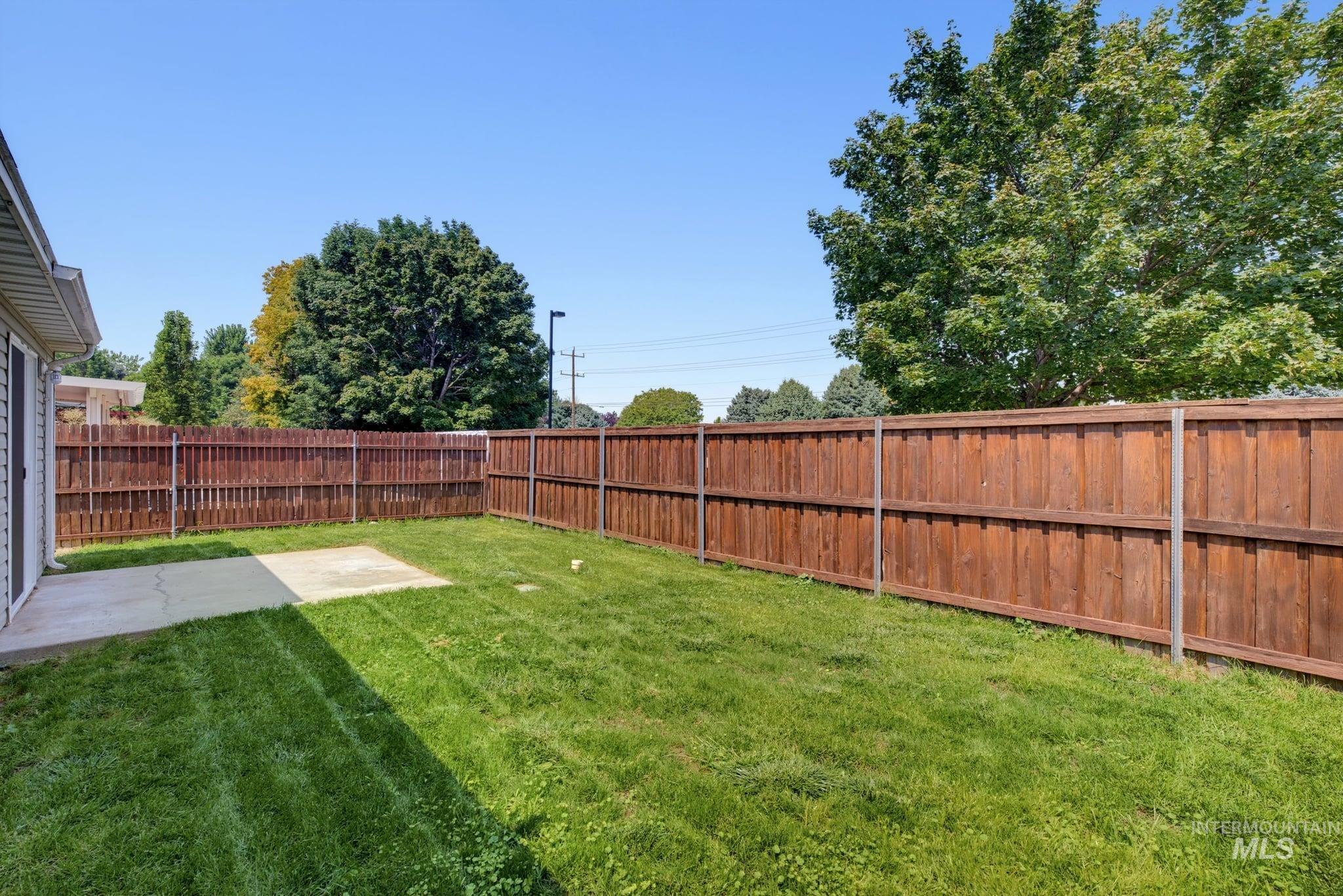 9654 W Weir Hollis Drive, Boise, Idaho 83709, 3 Bedrooms, 2 Bathrooms, Residential For Sale, Price $389,900, 98997263