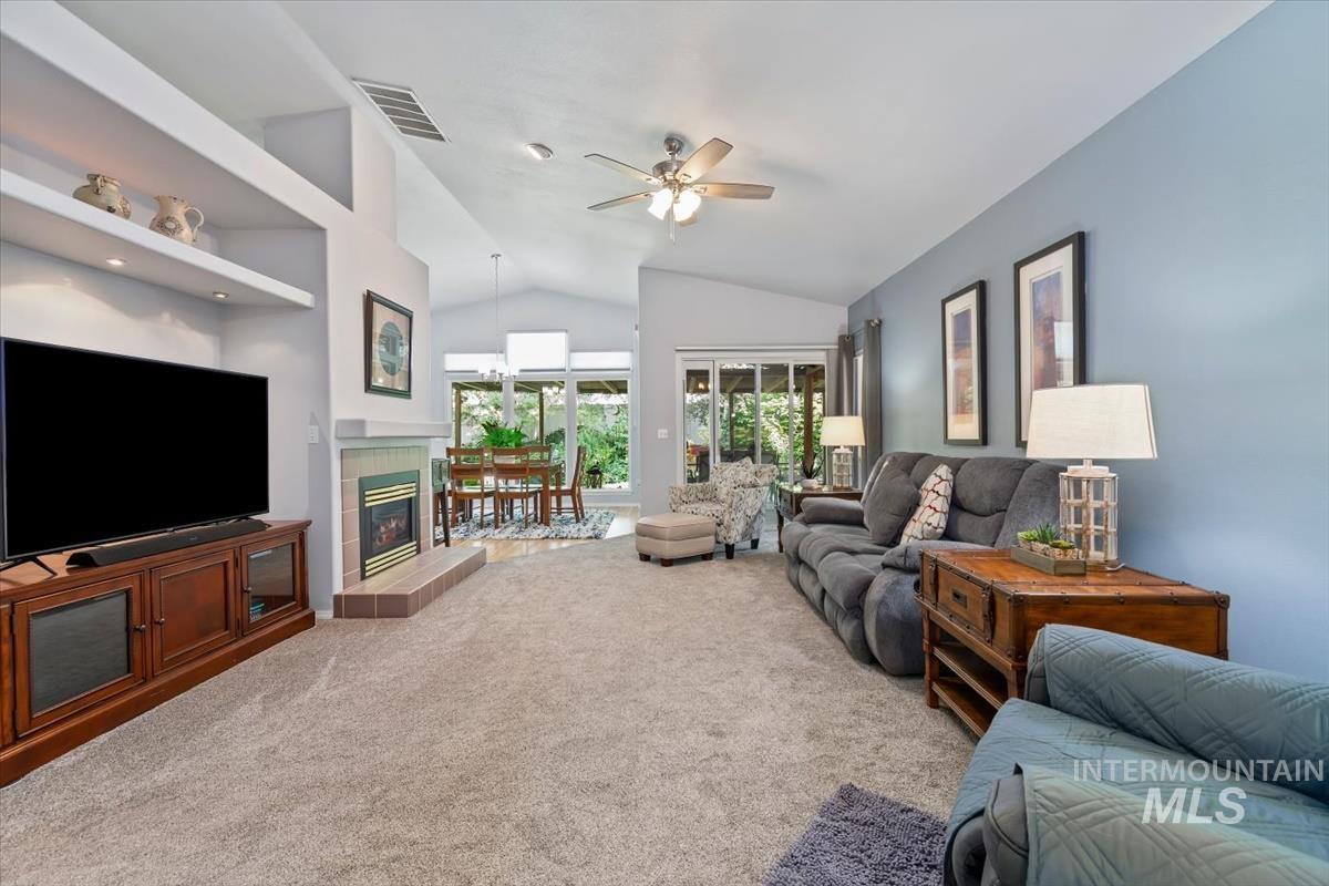 1860 N Aronmink Way, Meridian, Idaho 83646, 3 Bedrooms, 2 Bathrooms, Residential For Sale, Price $559,900, 98997264