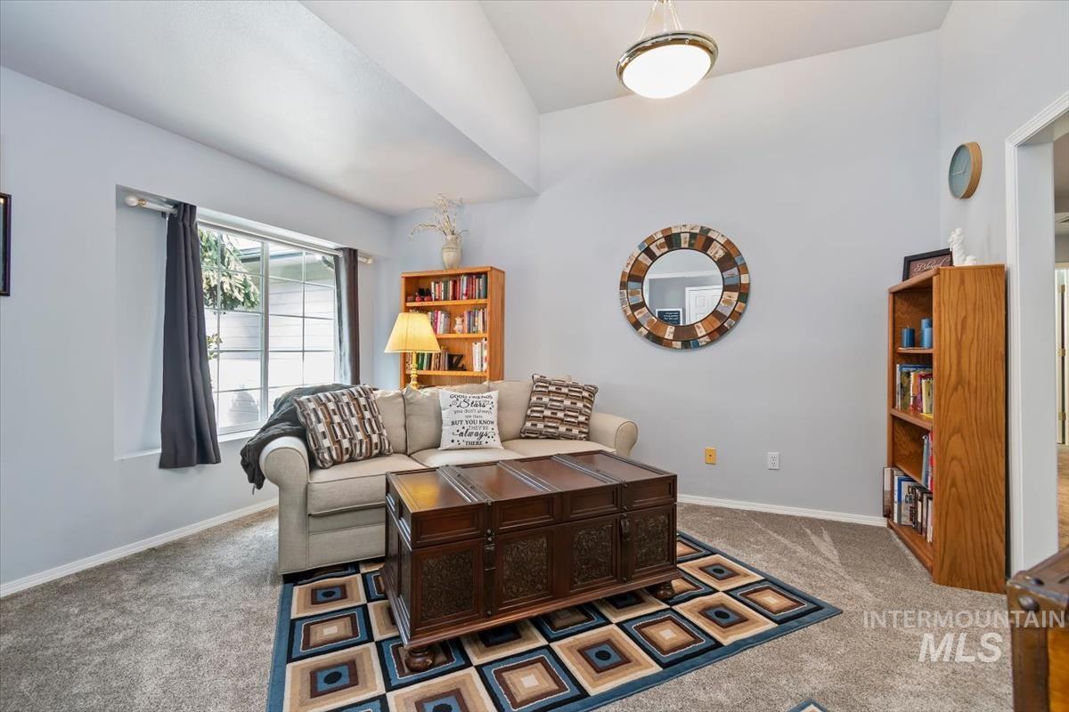 1860 N Aronmink Way, Meridian, Idaho 83646, 3 Bedrooms, 2 Bathrooms, Residential For Sale, Price $559,900, 98997264