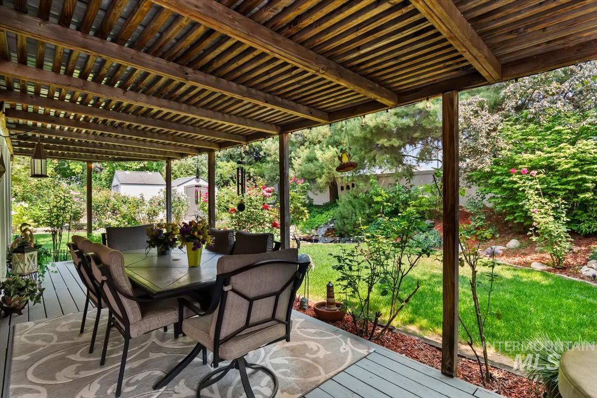 1860 N Aronmink Way, Meridian, Idaho 83646, 3 Bedrooms, 2 Bathrooms, Residential For Sale, Price $559,900, 98997264