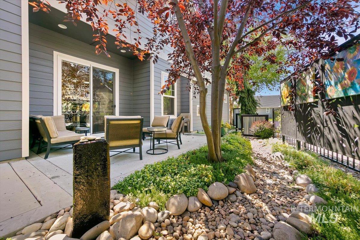 2704 S Wise Way, Boise, Idaho 83716, 4 Bedrooms, 2 Bathrooms, Residential For Sale, Price $925,000, 98997266