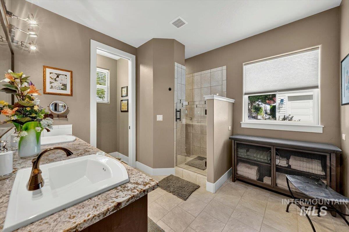 2704 S Wise Way, Boise, Idaho 83716, 4 Bedrooms, 2 Bathrooms, Residential For Sale, Price $925,000, 98997266