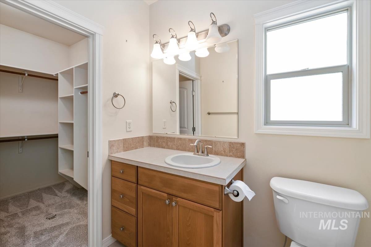 9207 W Steve St, Boise, Idaho 83714, 3 Bedrooms, 2 Bathrooms, Residential For Sale, Price $475,000, 98997268