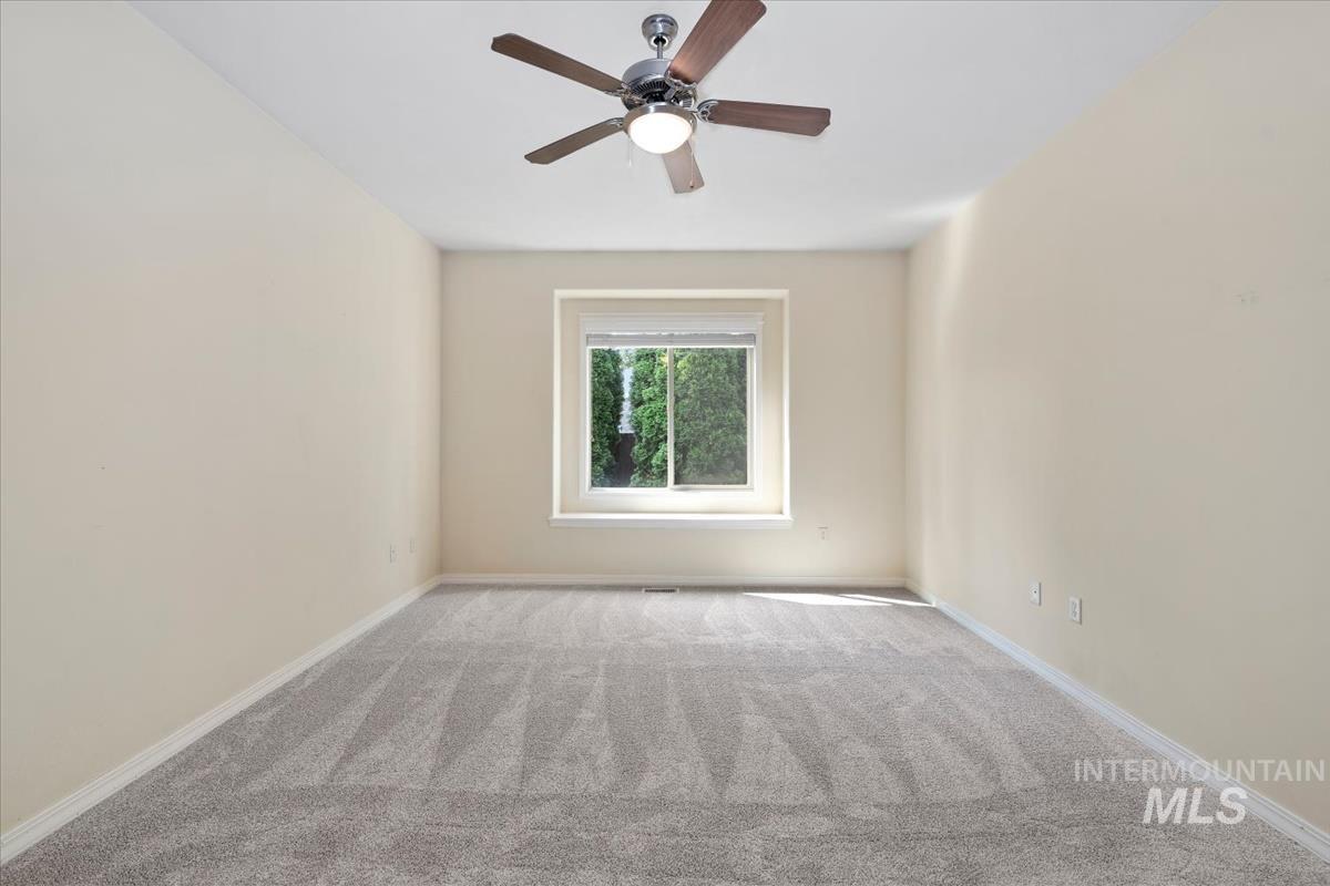 9207 W Steve St, Boise, Idaho 83714, 3 Bedrooms, 2 Bathrooms, Residential For Sale, Price $475,000, 98997268