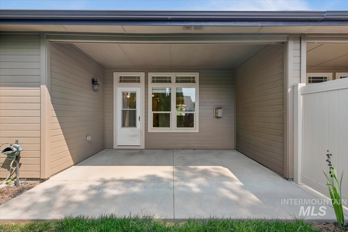 9207 W Steve St, Boise, Idaho 83714, 3 Bedrooms, 2 Bathrooms, Residential For Sale, Price $475,000, 98997268