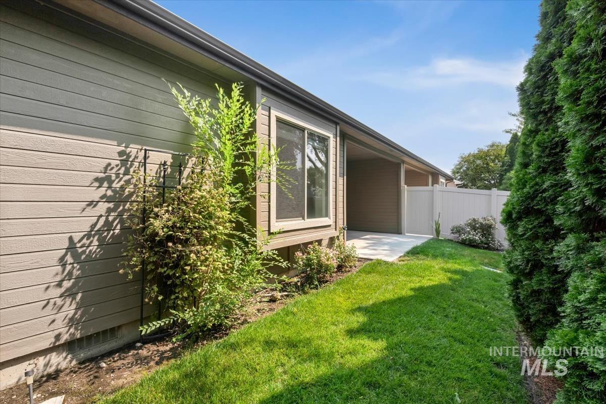 9207 W Steve St, Boise, Idaho 83714, 3 Bedrooms, 2 Bathrooms, Residential For Sale, Price $475,000, 98997268