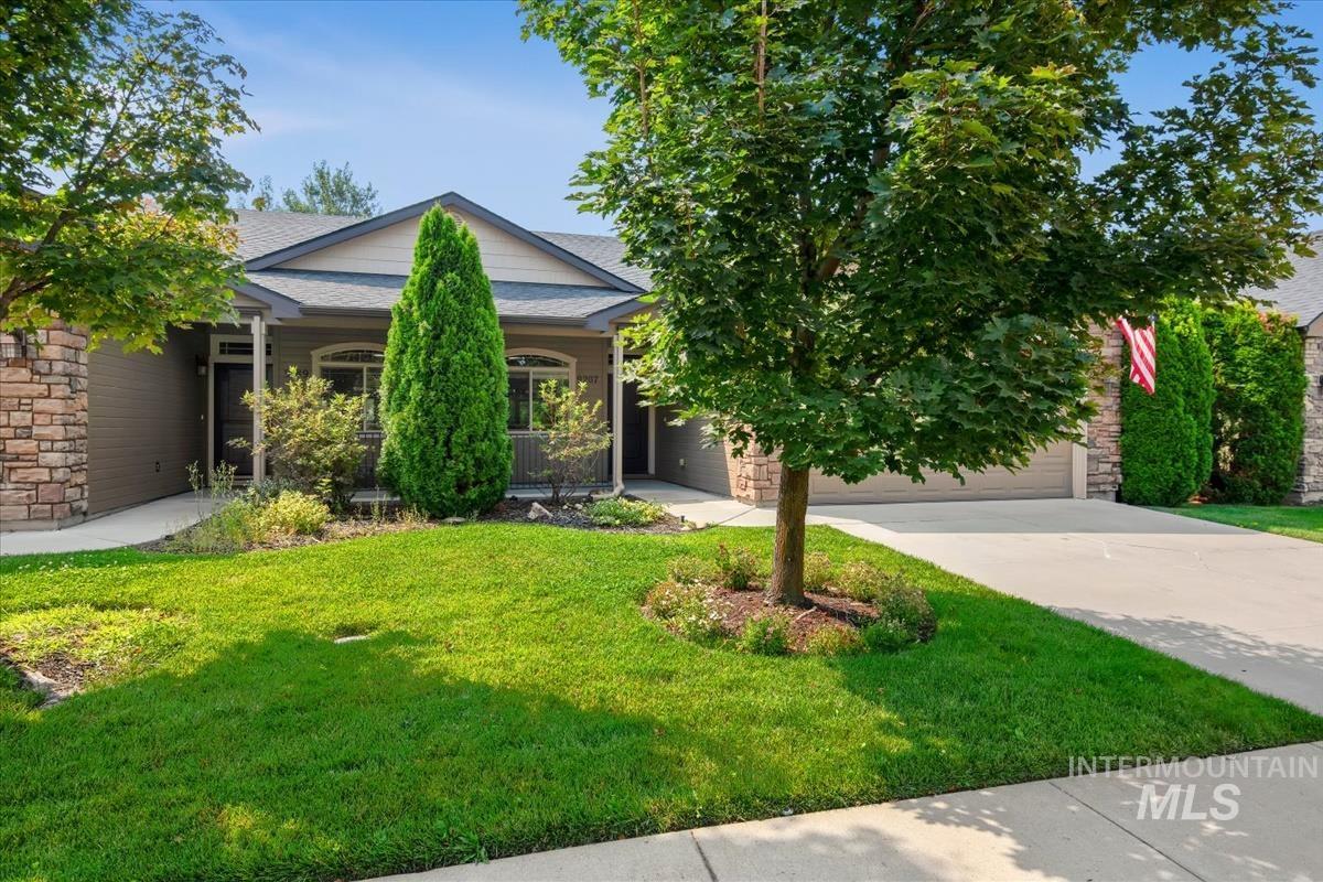9207 W Steve St, Boise, Idaho 83714, 3 Bedrooms, 2 Bathrooms, Residential For Sale, Price $475,000, 98997268