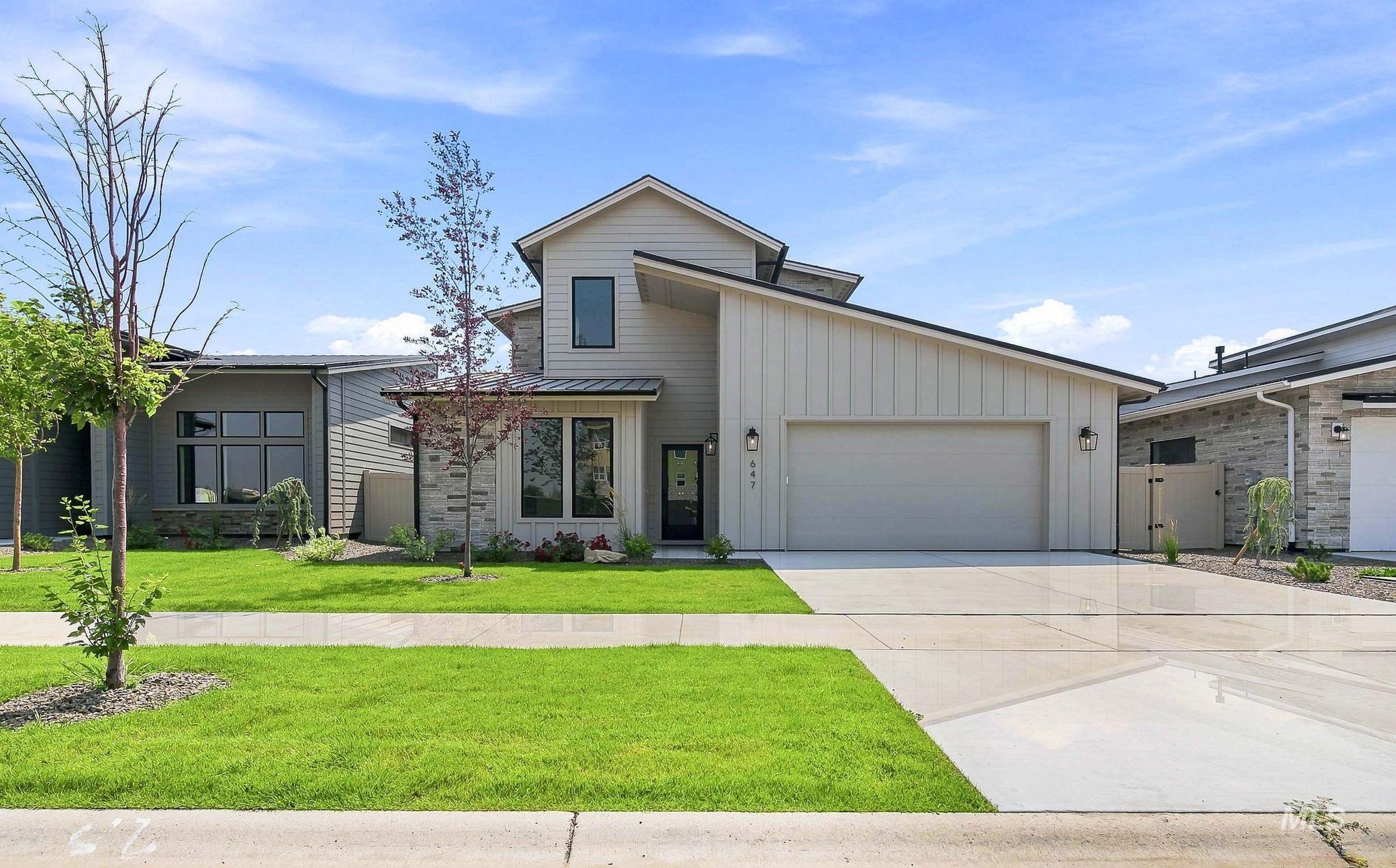 647 W Wrangler, Meridian, Idaho 83646, 4 Bedrooms, 3 Bathrooms, Residential For Sale, Price $848,000, 98997271