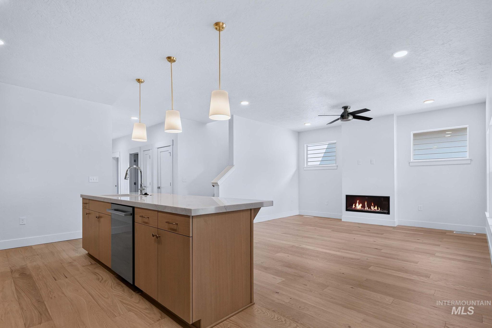 647 W Wrangler, Meridian, Idaho 83646, 4 Bedrooms, 3 Bathrooms, Residential For Sale, Price $848,000, 98997271