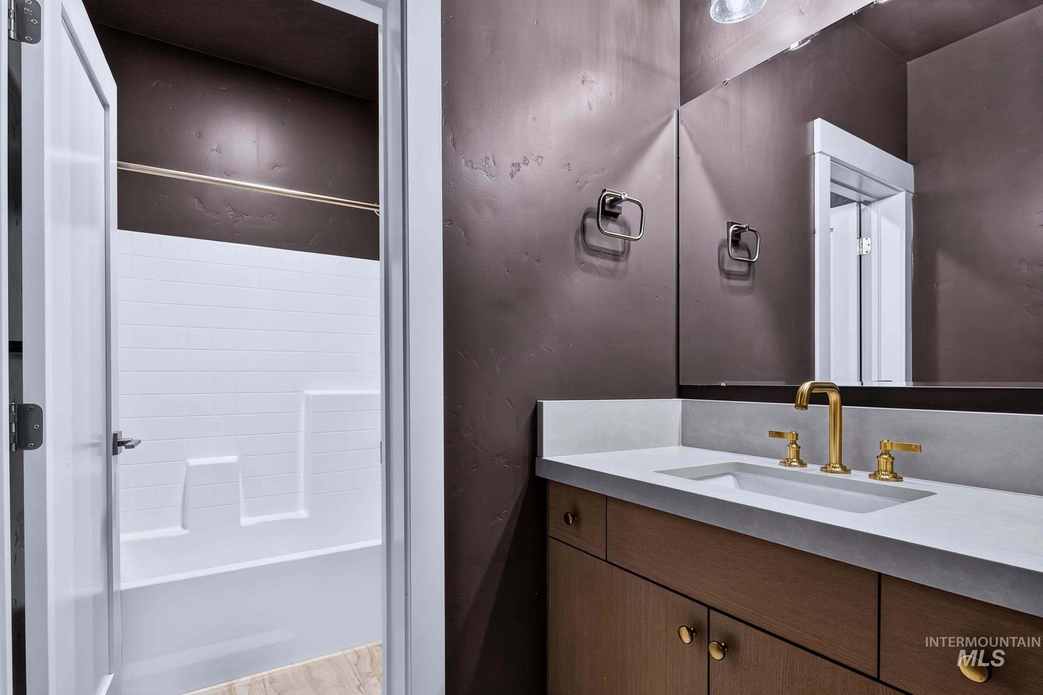 647 W Wrangler, Meridian, Idaho 83646, 4 Bedrooms, 3 Bathrooms, Residential For Sale, Price $848,000, 98997271