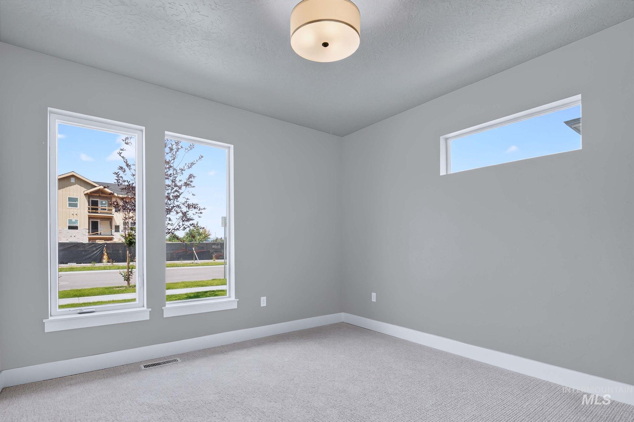 647 W Wrangler, Meridian, Idaho 83646, 4 Bedrooms, 3 Bathrooms, Residential For Sale, Price $848,000, 98997271