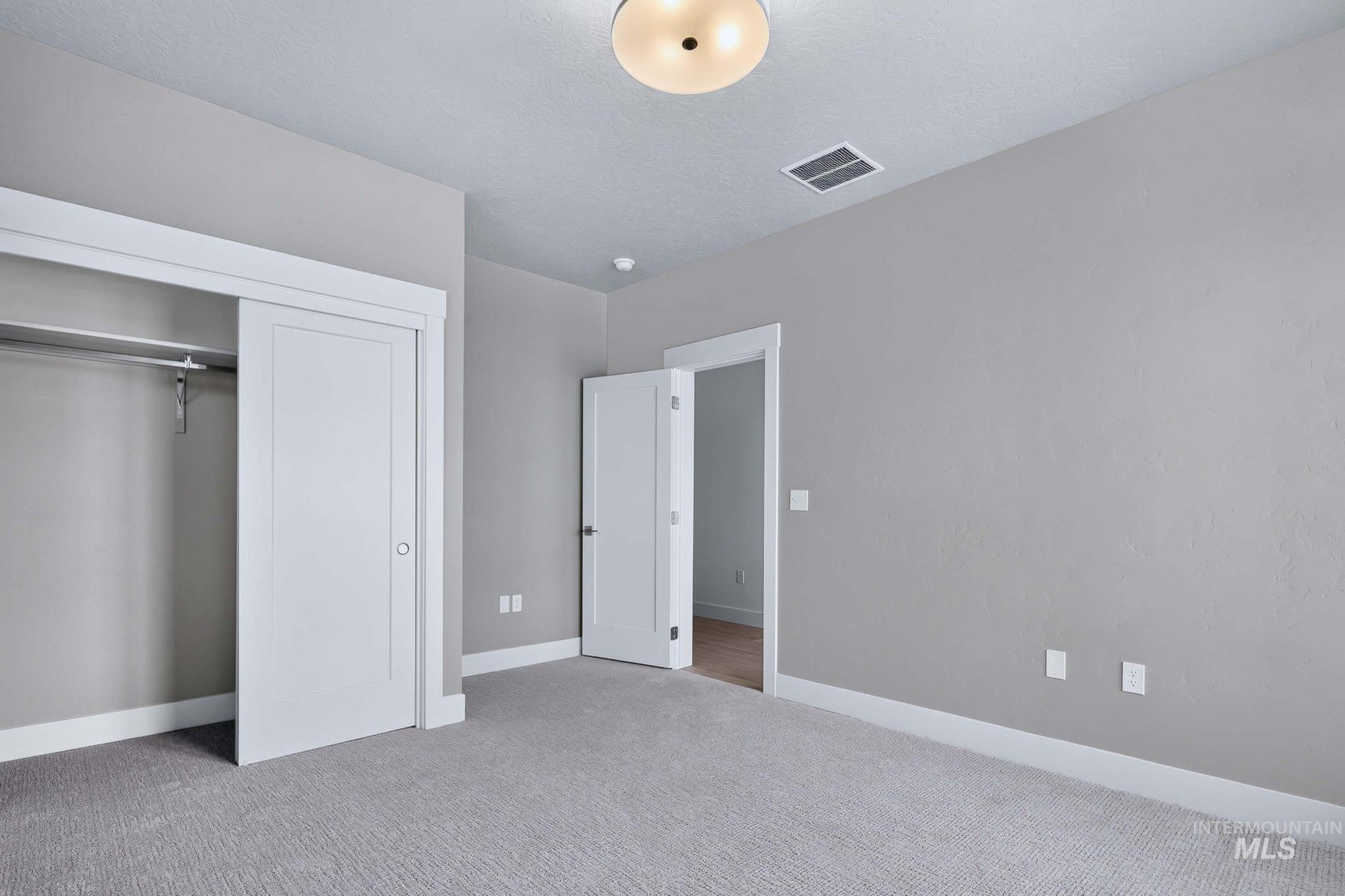 647 W Wrangler, Meridian, Idaho 83646, 4 Bedrooms, 3 Bathrooms, Residential For Sale, Price $848,000, 98997271
