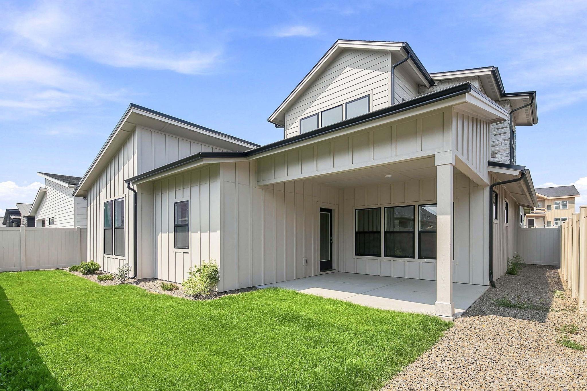647 W Wrangler, Meridian, Idaho 83646, 4 Bedrooms, 3 Bathrooms, Residential For Sale, Price $848,000, 98997271