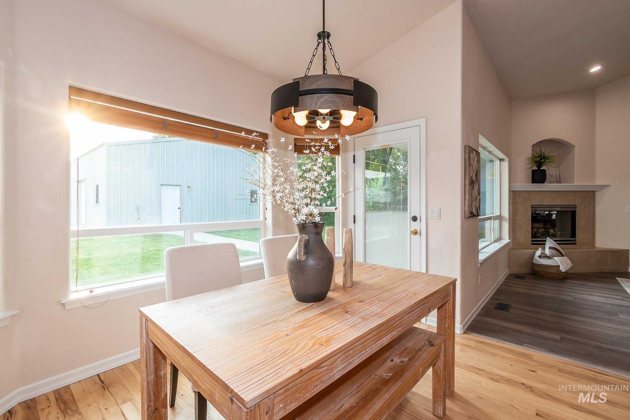 511 N School Ave, Kuna, Idaho 83634, 4 Bedrooms, 2.5 Bathrooms, Residential For Sale, Price $648,900, 98997272