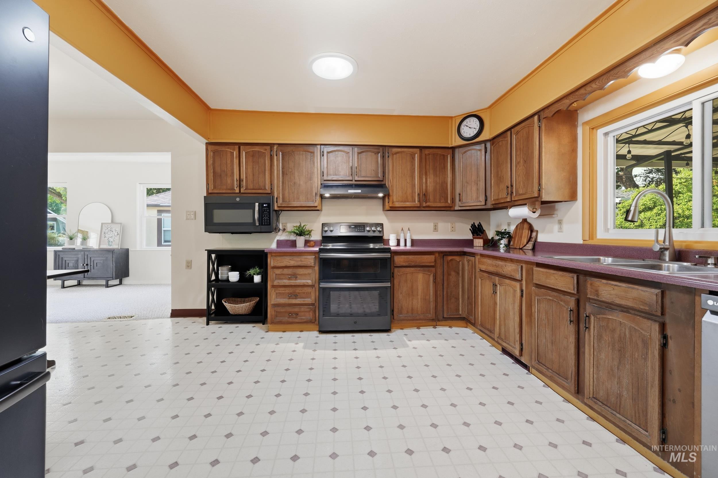413 N Atlantic St., Boise, Idaho 83706, 3 Bedrooms, 1 Bathroom, Residential For Sale, Price $629,000, 98997273